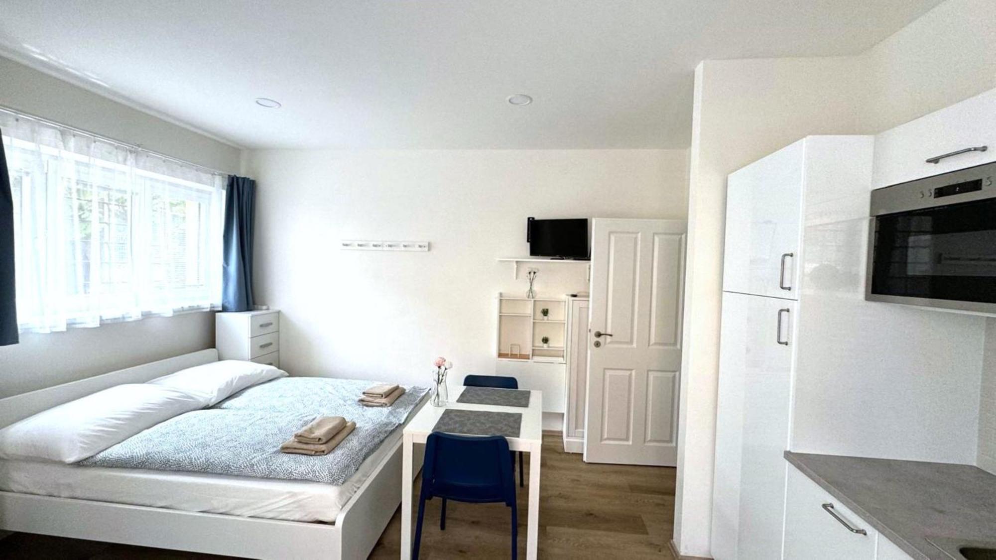 Hillside Aparthotel