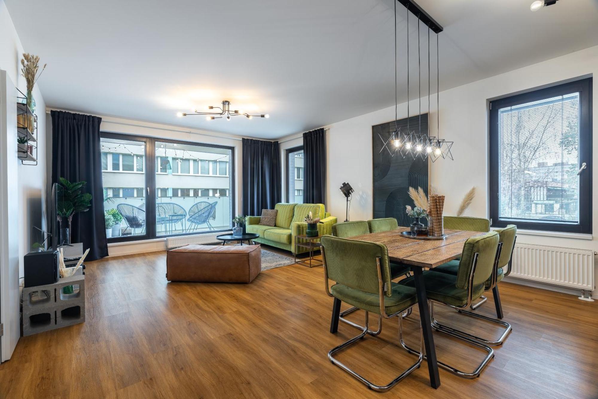 Invalidovna With Free Parking Apartment *