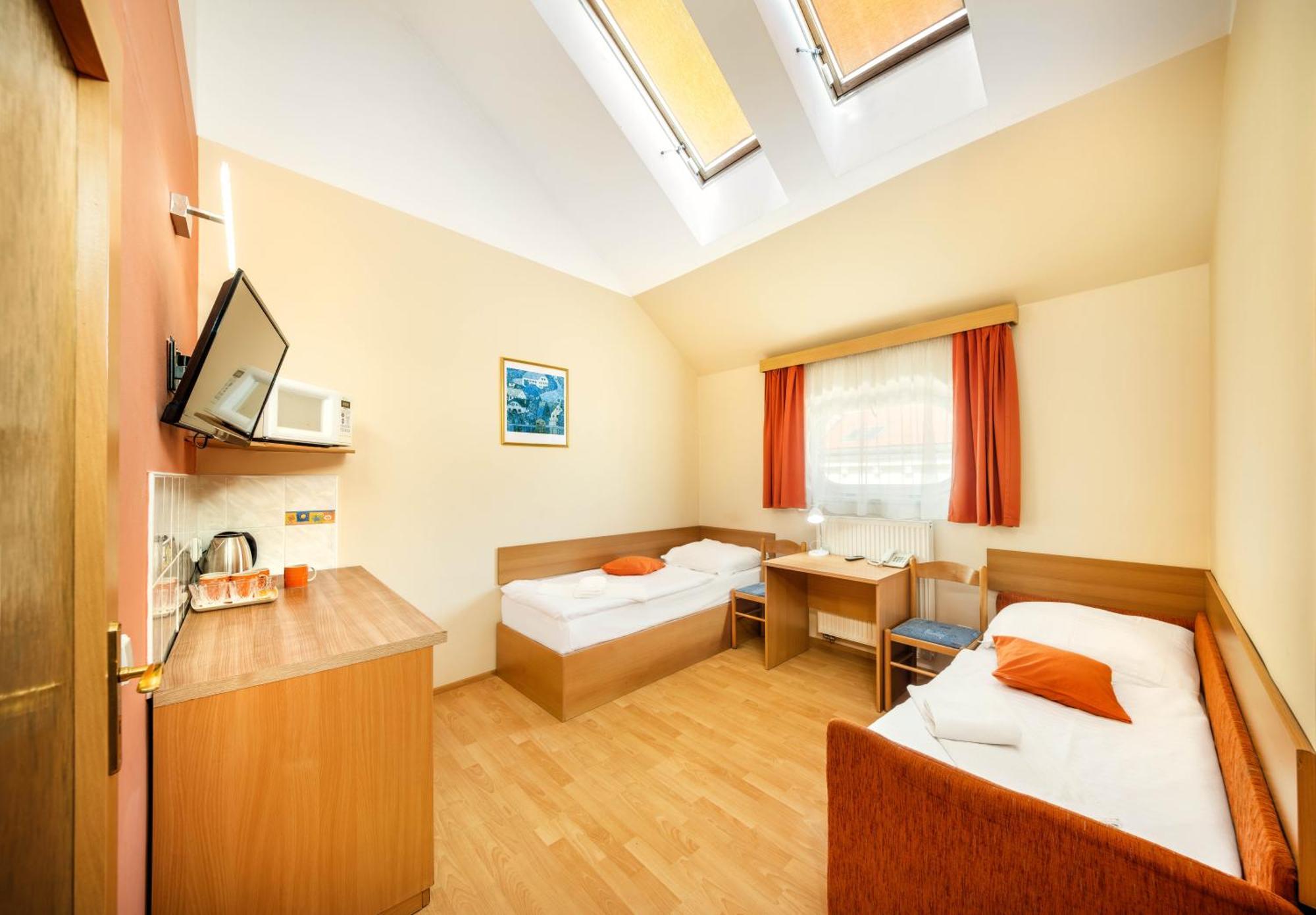 Hotell Tabor 3*