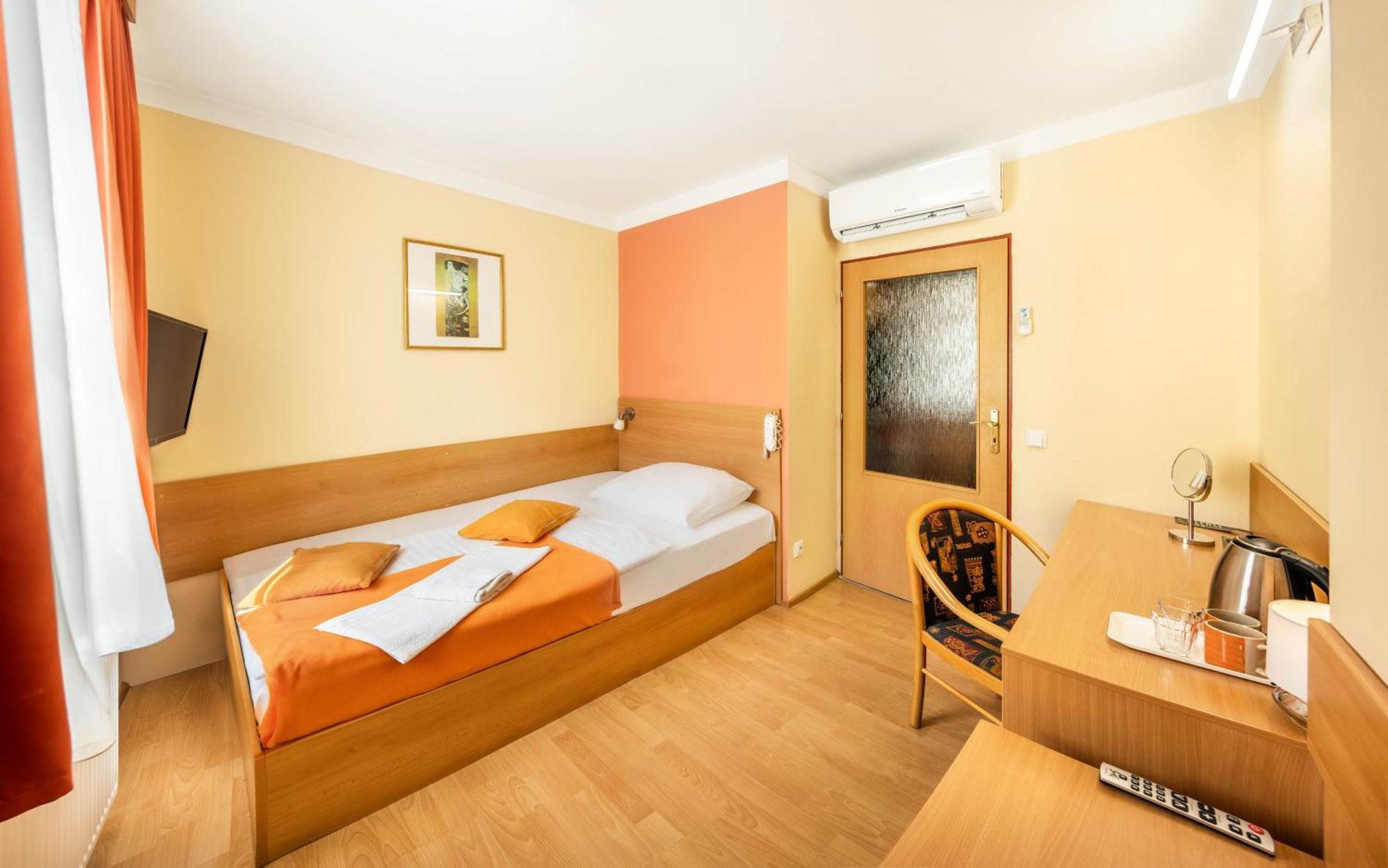 Tabor Hotell