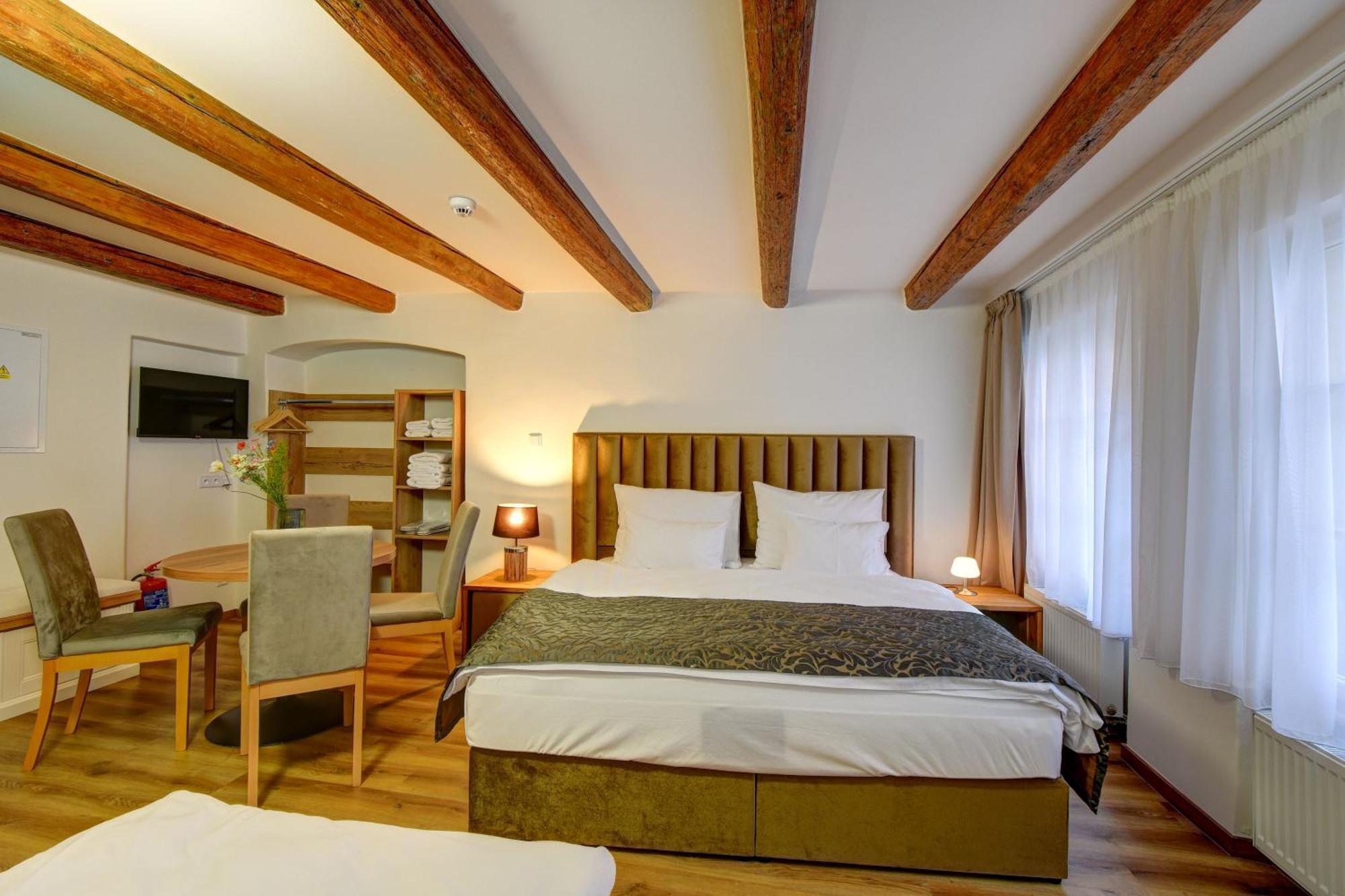 Karlova Hotel