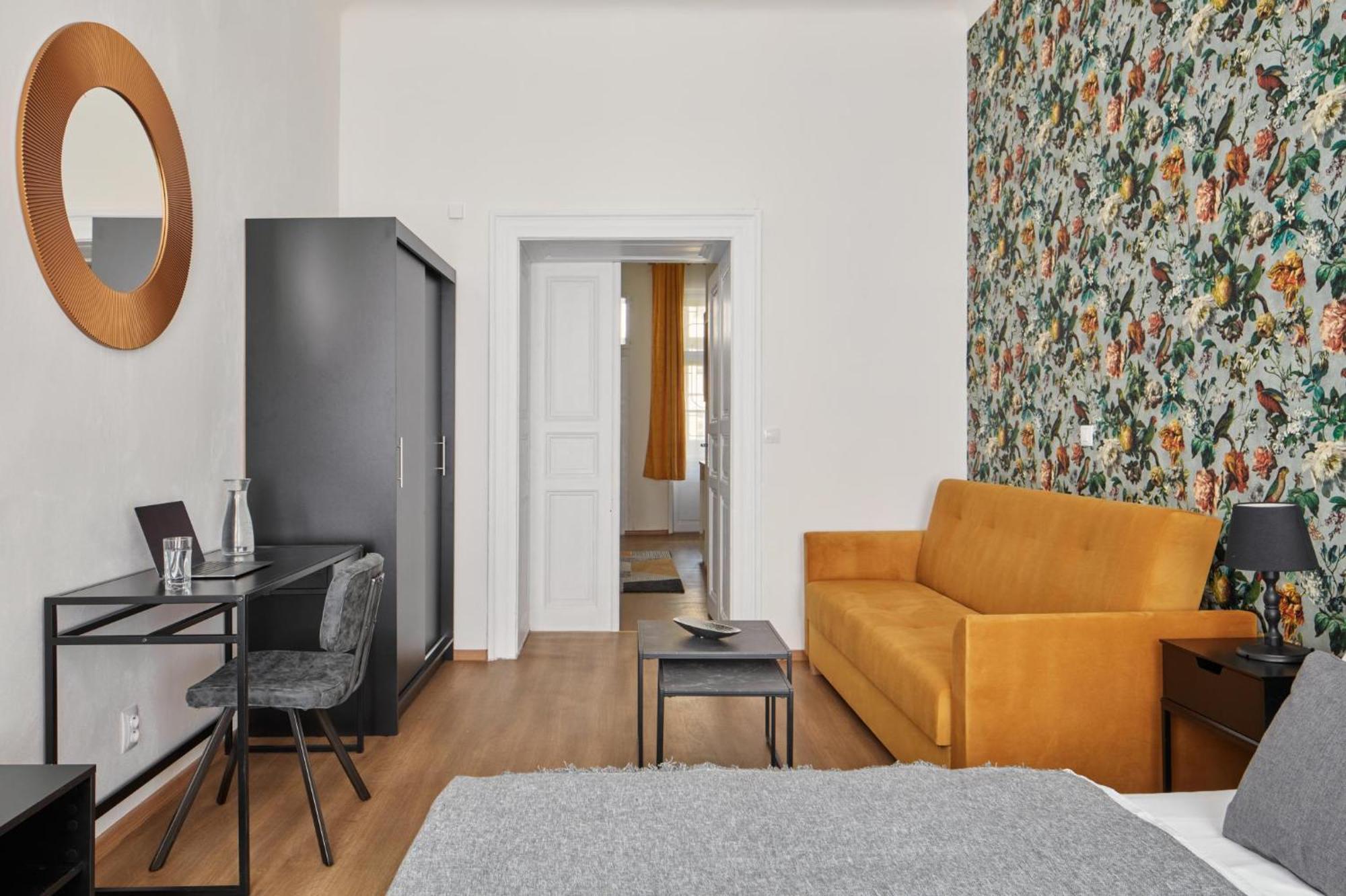 Apartment Days - Sunlit 1bdr - Netflix - Yet Quiet - New Town Prague
