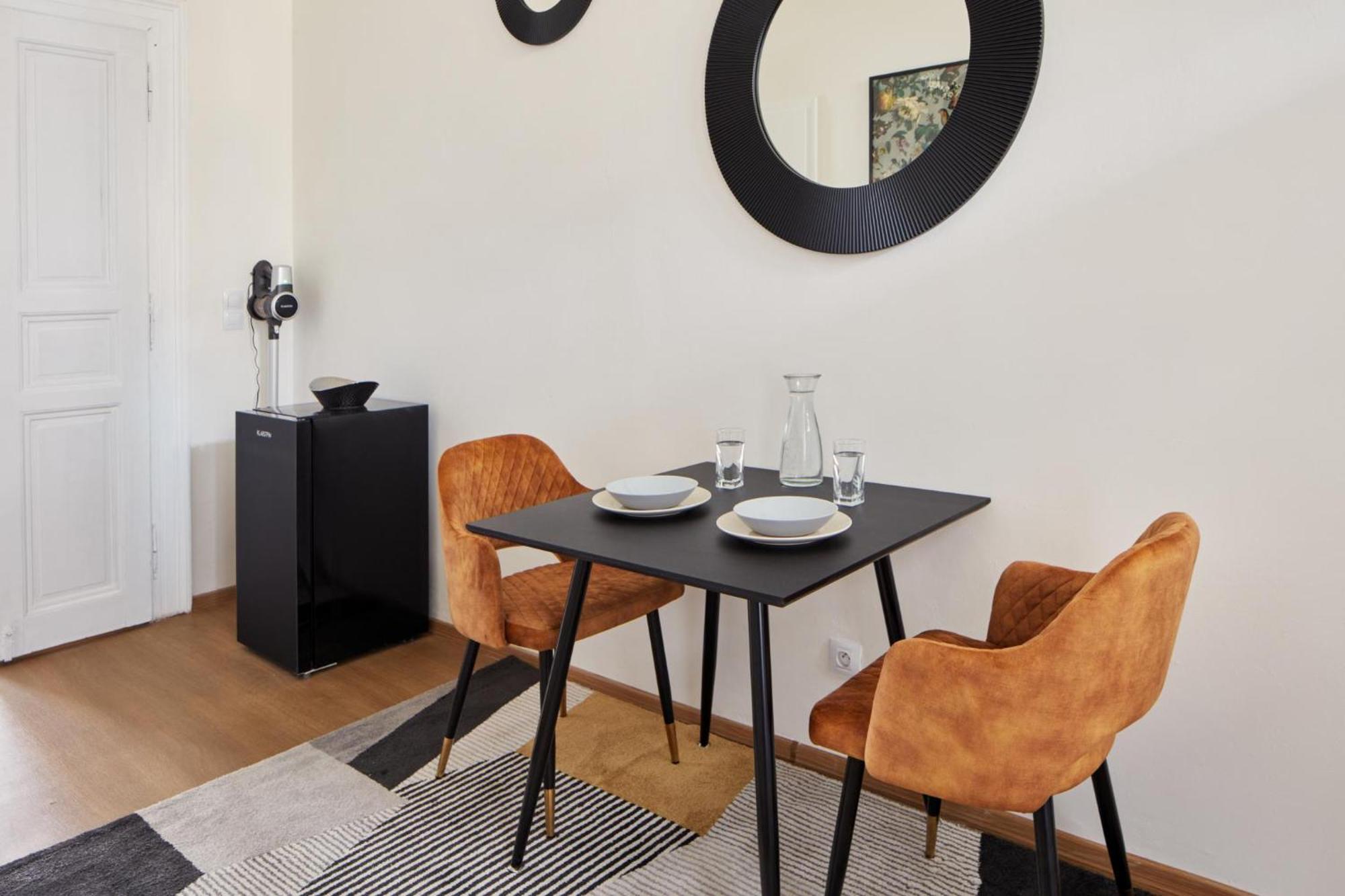 Apartment Days - Sunlit 1bdr - Netflix - Yet Quiet - New Town *