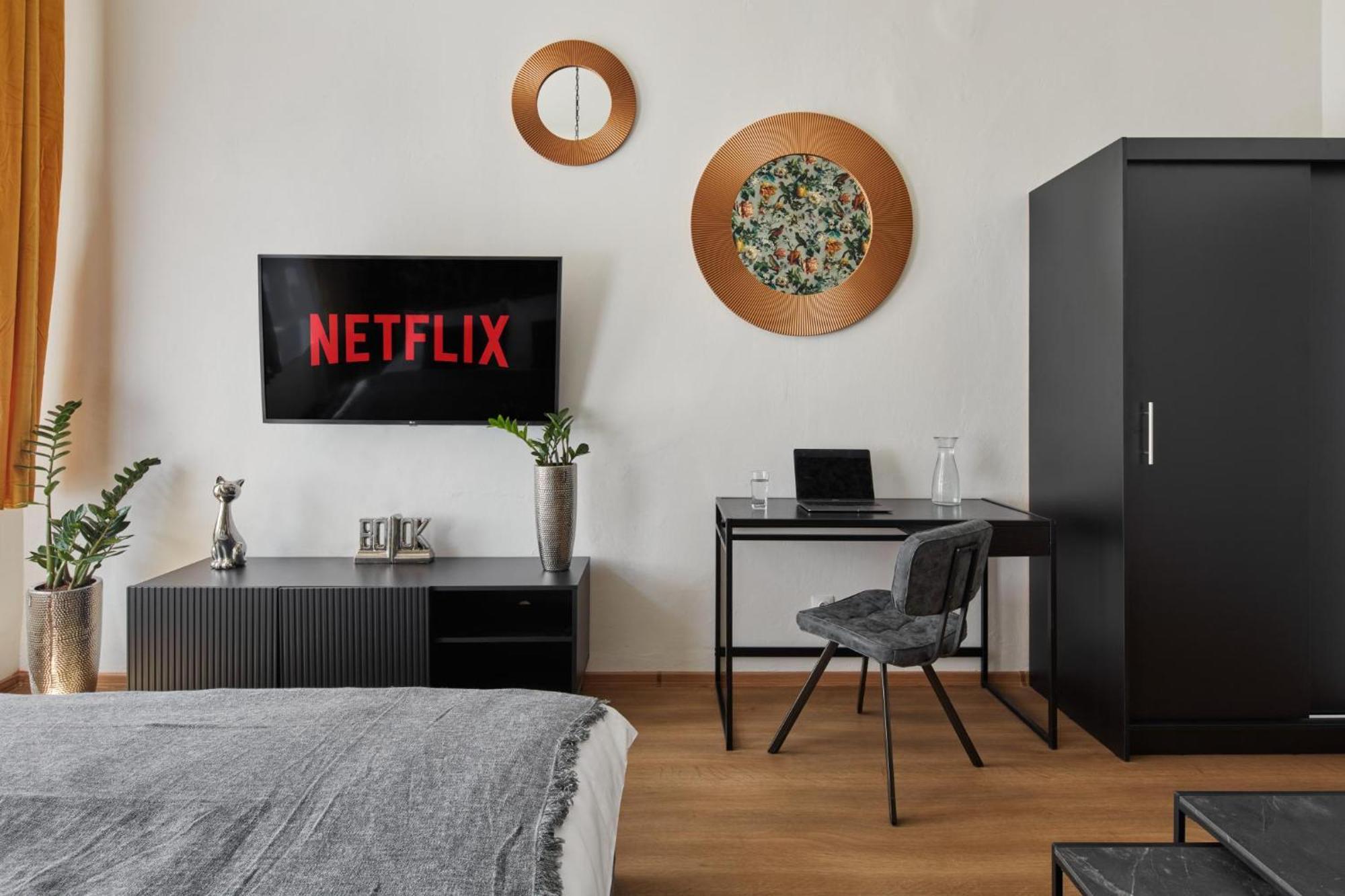 Days - Sunlit 1bdr - Netflix - Yet Quiet - New Town *