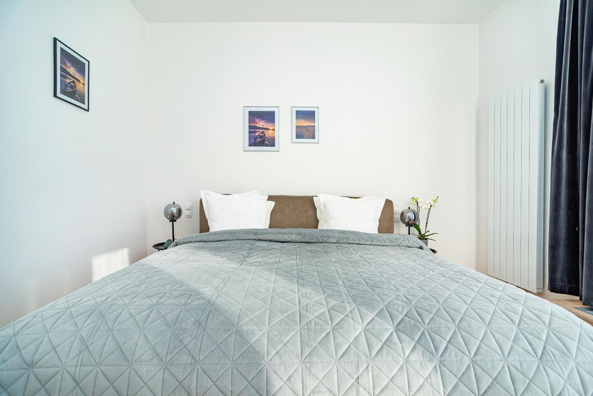 Apartment High-class Rooftop Apt. With Spacious Terrace Prag