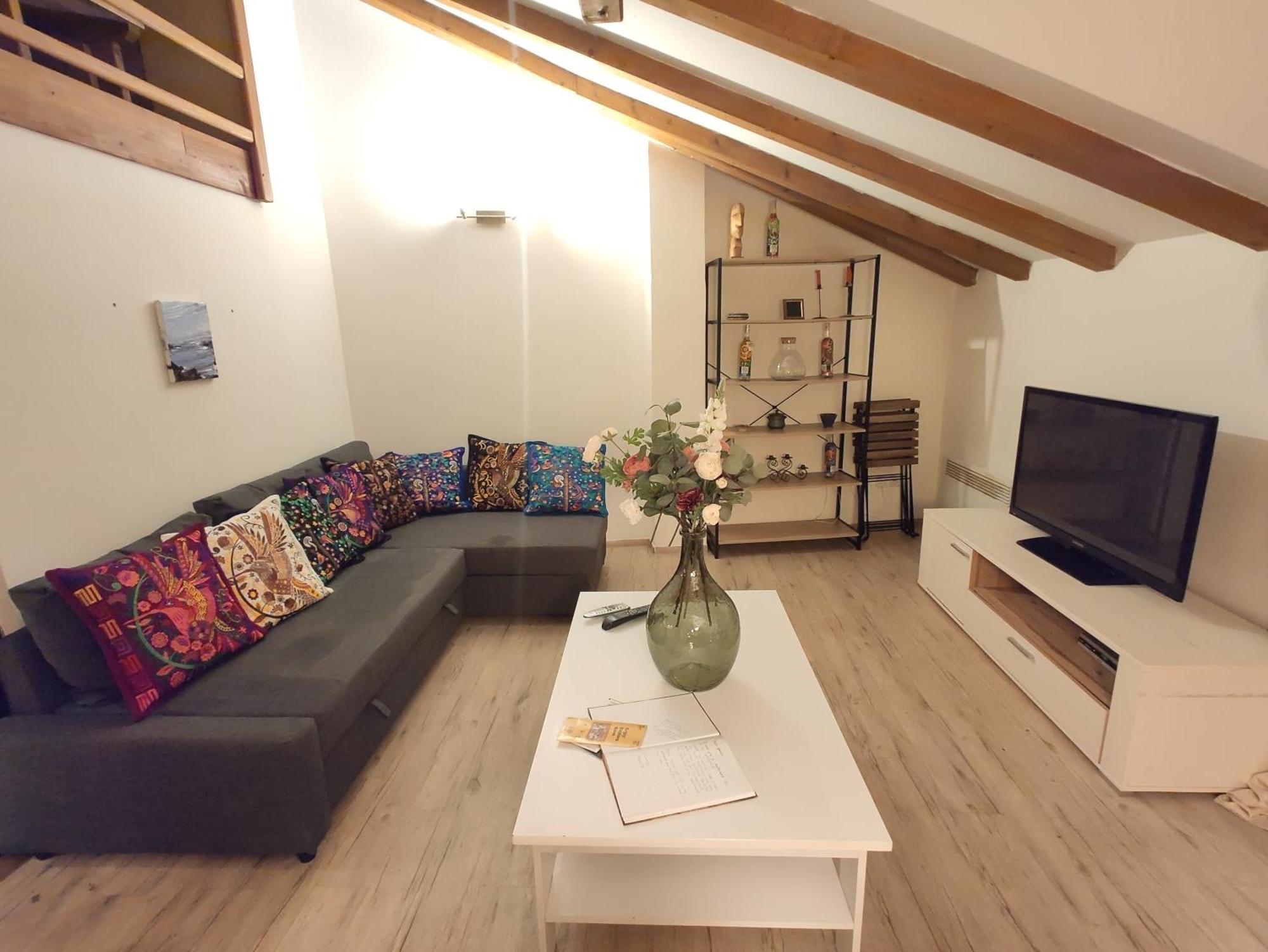 Cozygem Apt 2 Mins Walk Charles Bridge *