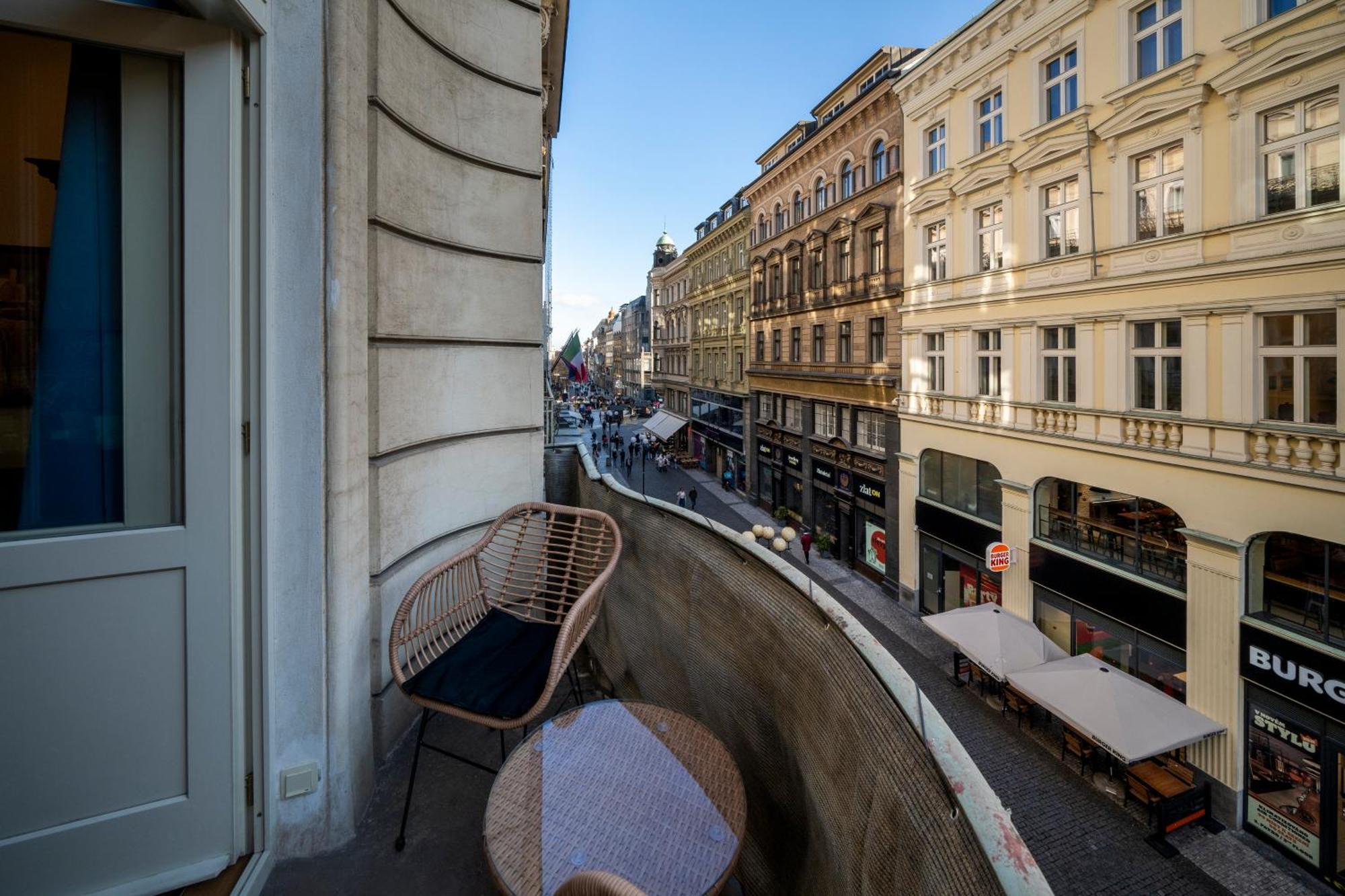 Apartmán Old Town - Michalska 4*