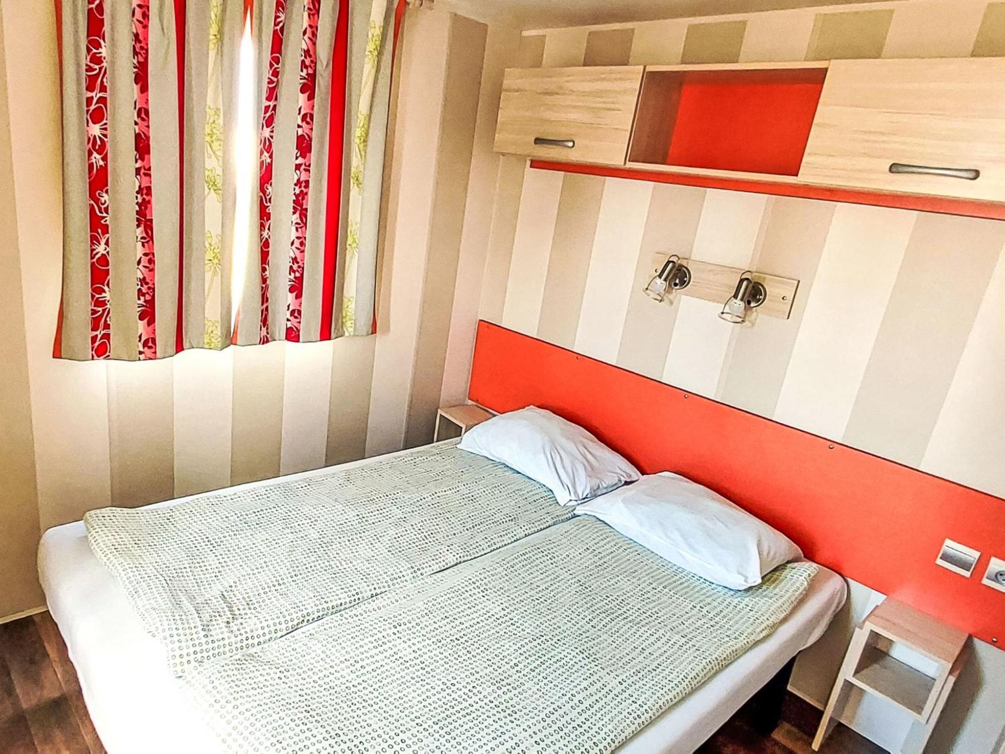 Prima By Interhome * Prag