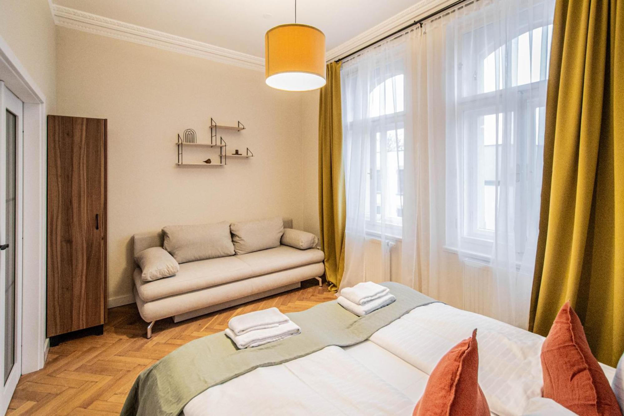 Radost The Heart Of Unique Living Apartment Prague