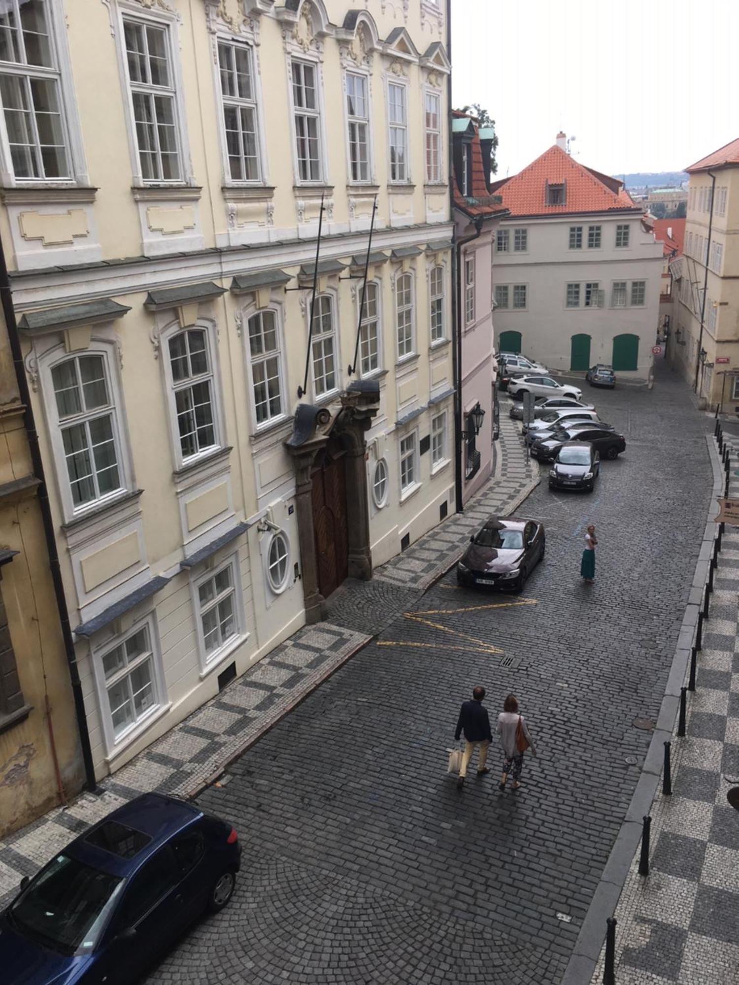 Thunovska Lägenhet Prag
