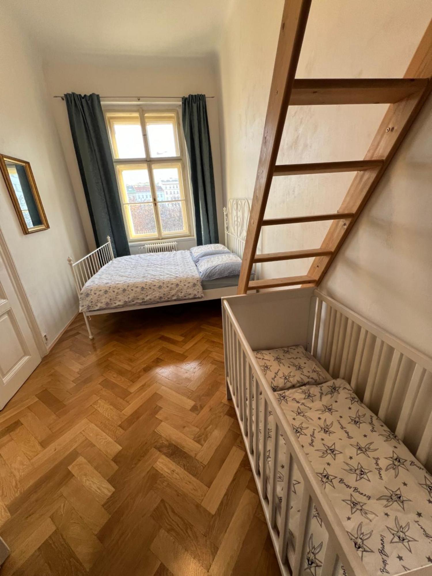 Wenceslas Square 150 M2 Prag