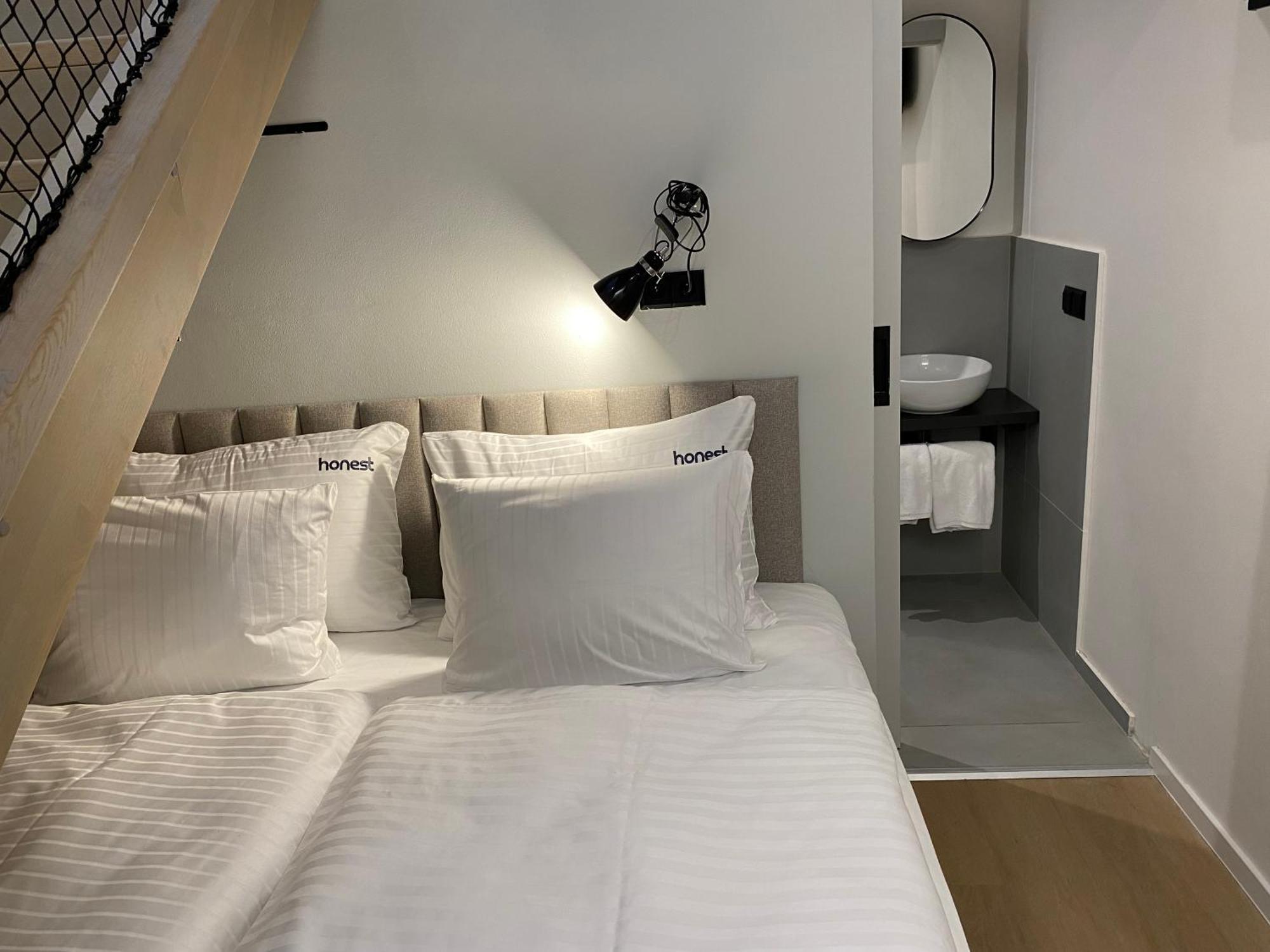 Honest Karlin Aparthotel Prag