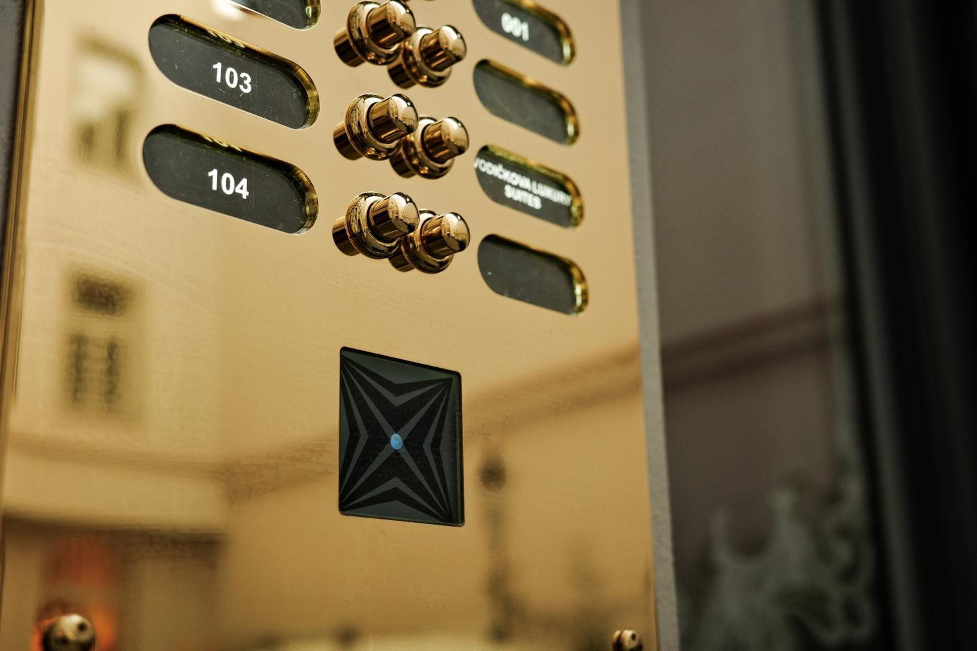 Apartment Vodickova Luxury Prag
