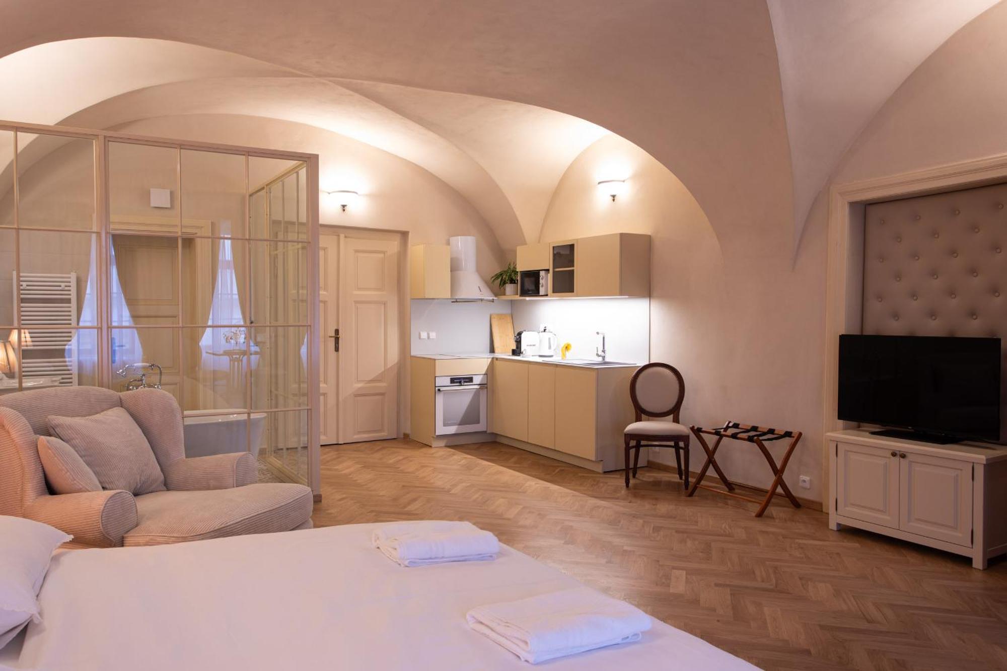 Apartment Thunovska