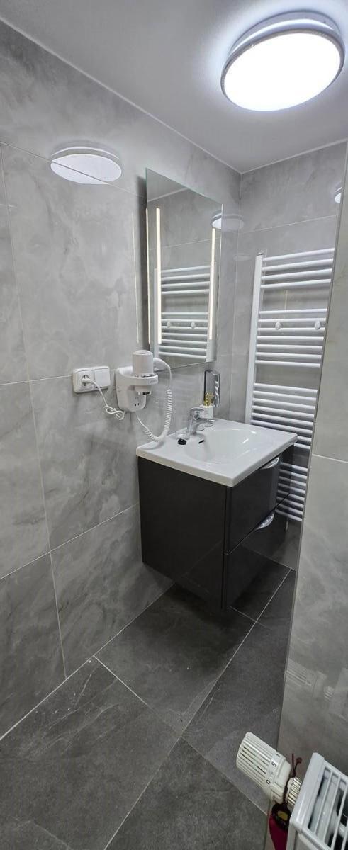 Apartment Vu's *