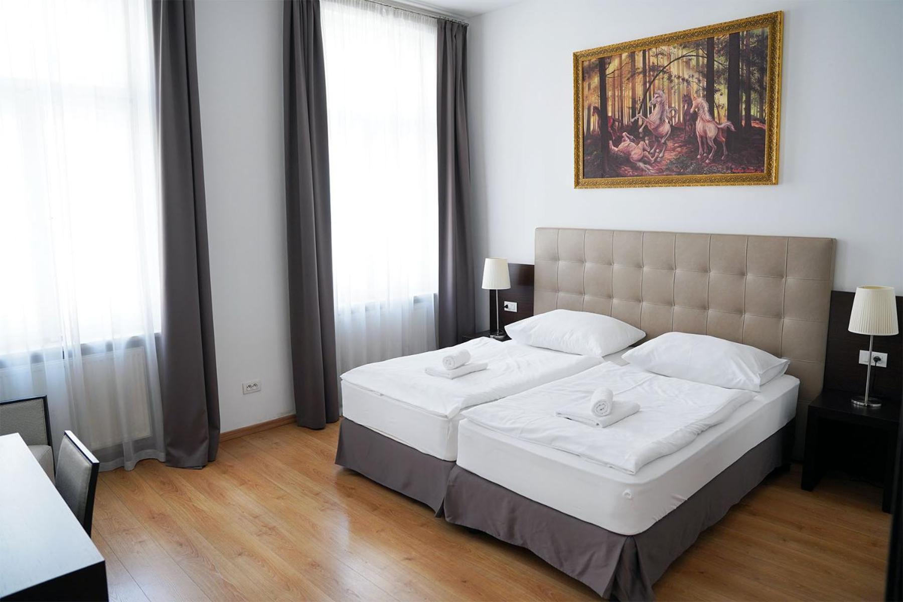 Apartment Riverside Palace Prag