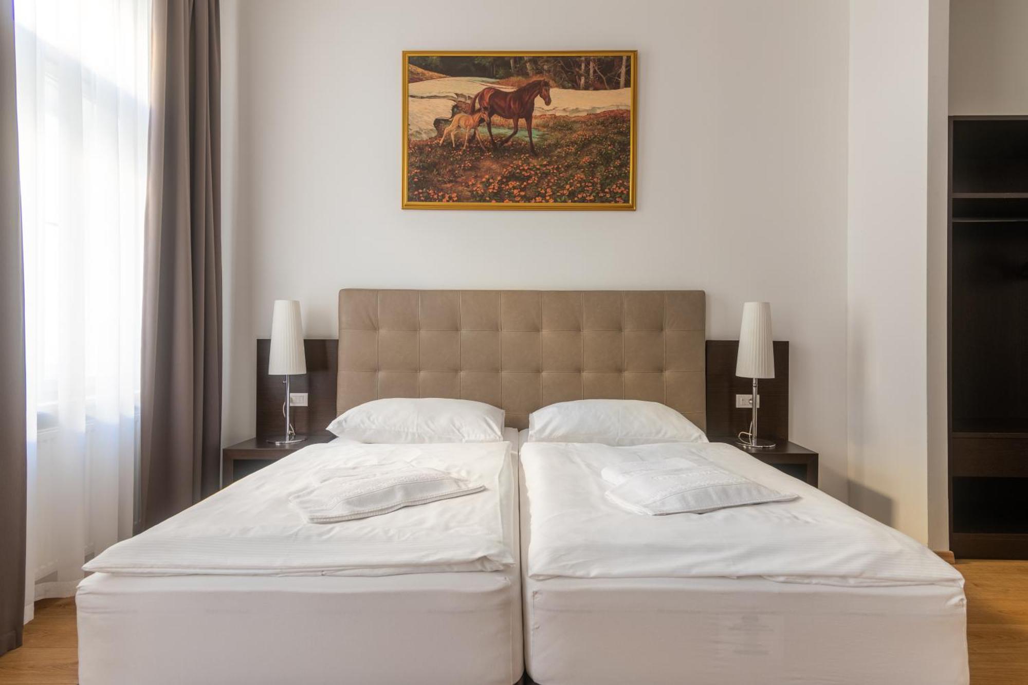 Apartment Riverside Palace Prague
