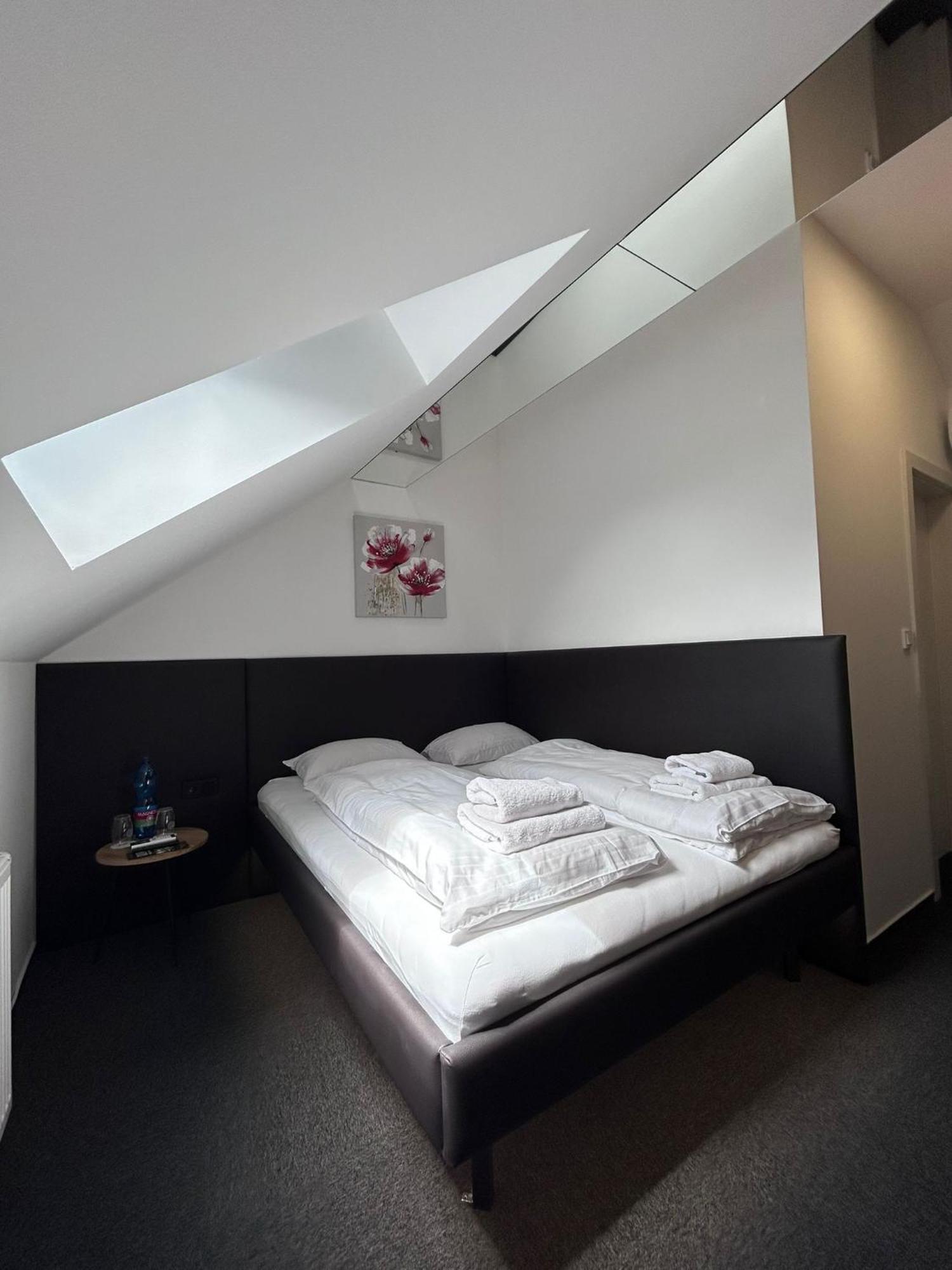 Hotell Golden Golem & 3*