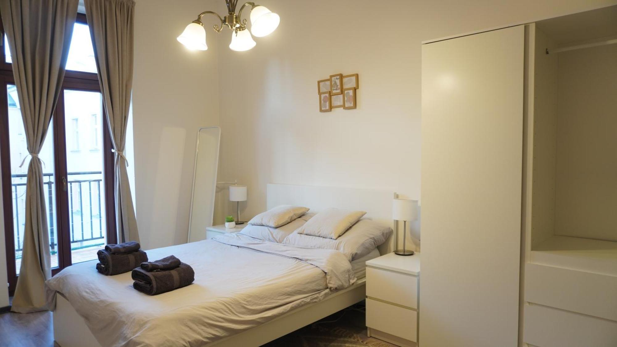 Apartmán Flat With Balcony And Garage