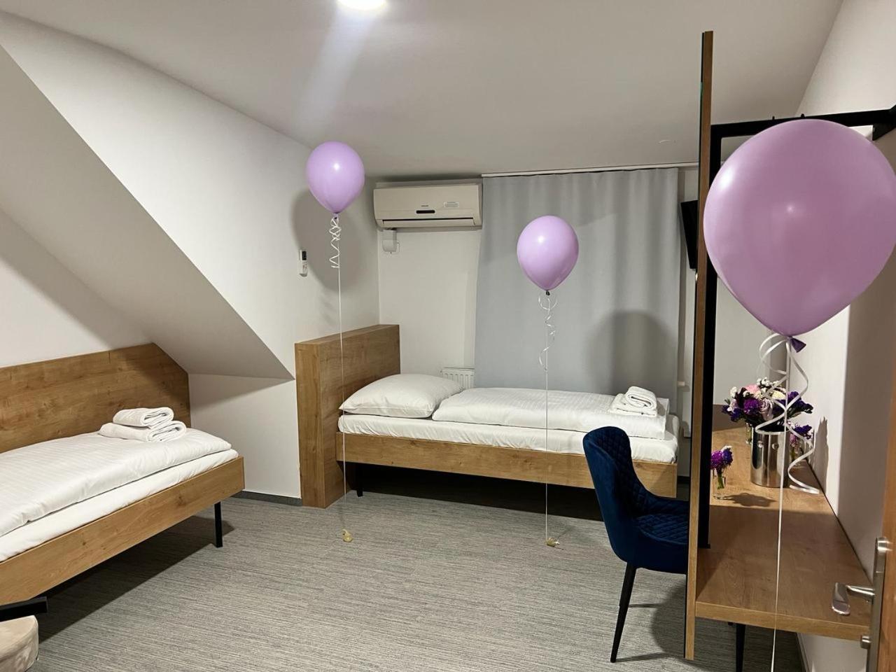 Hotell Golden Golem & 3*