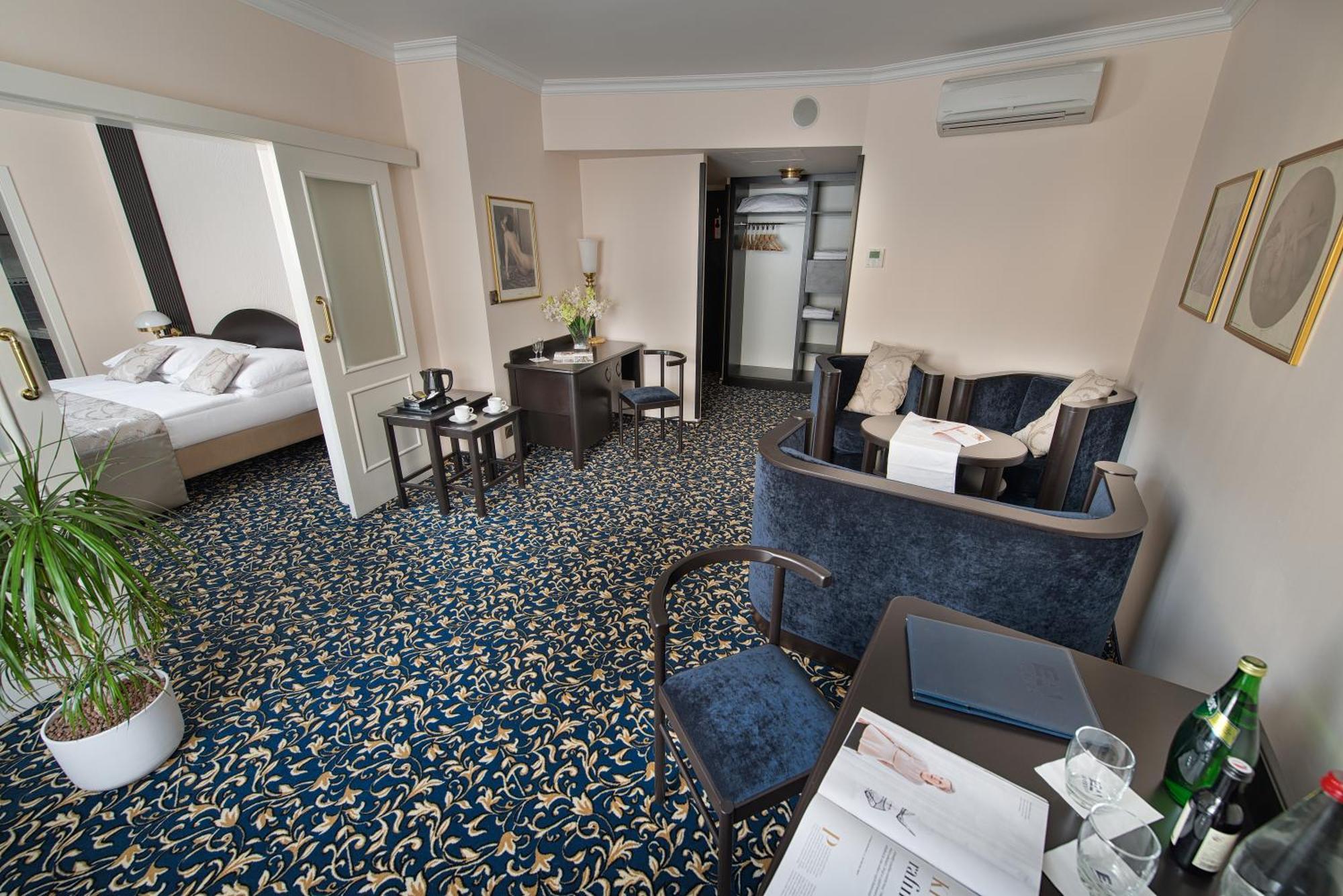 Esprit 4* Praha