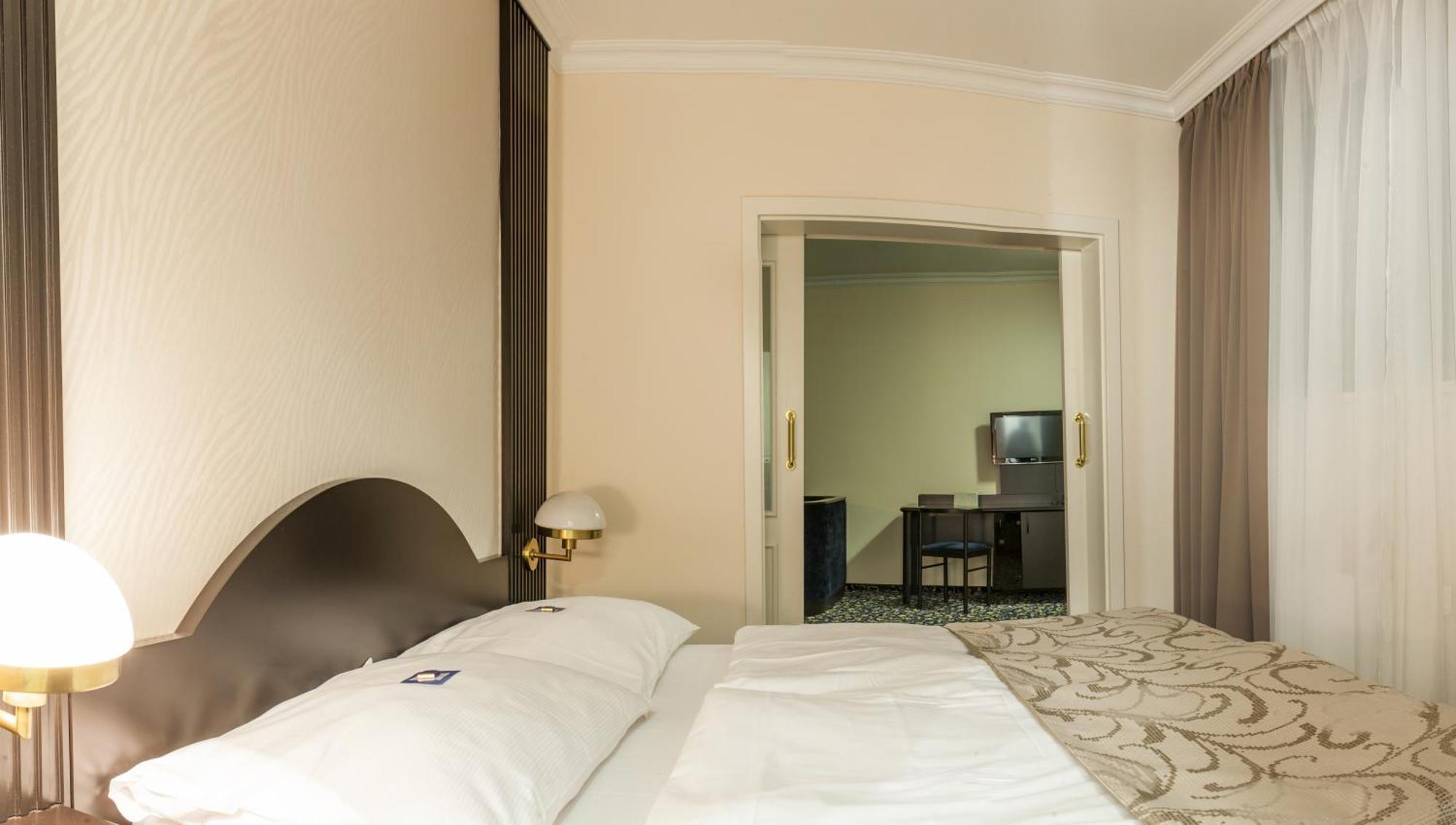 Hotel Esprit 4*