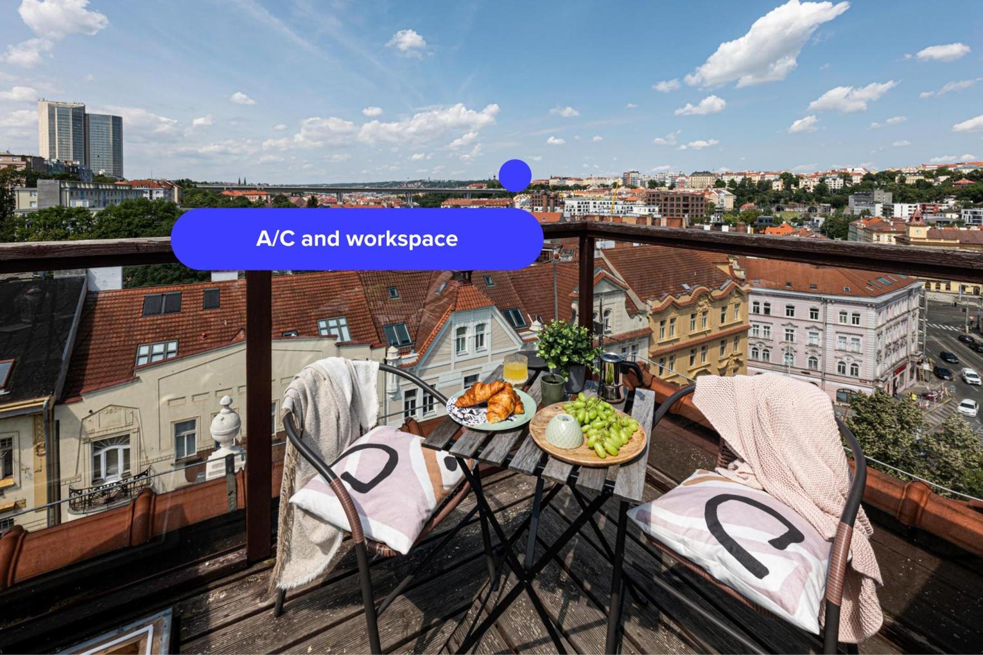 Days - Terrace - Stunning View - Duplex Lägenhet *