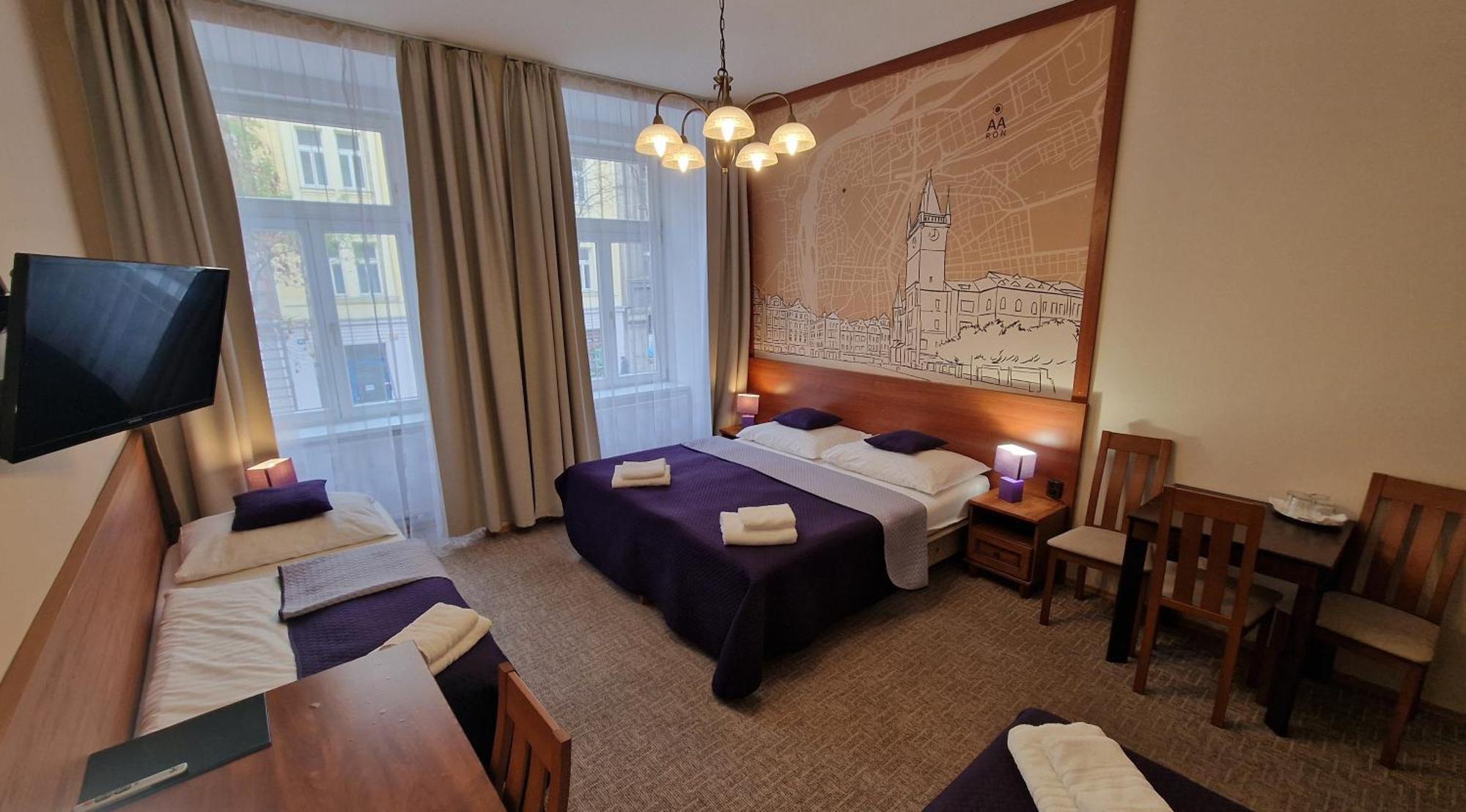 Aaron 3* Praha