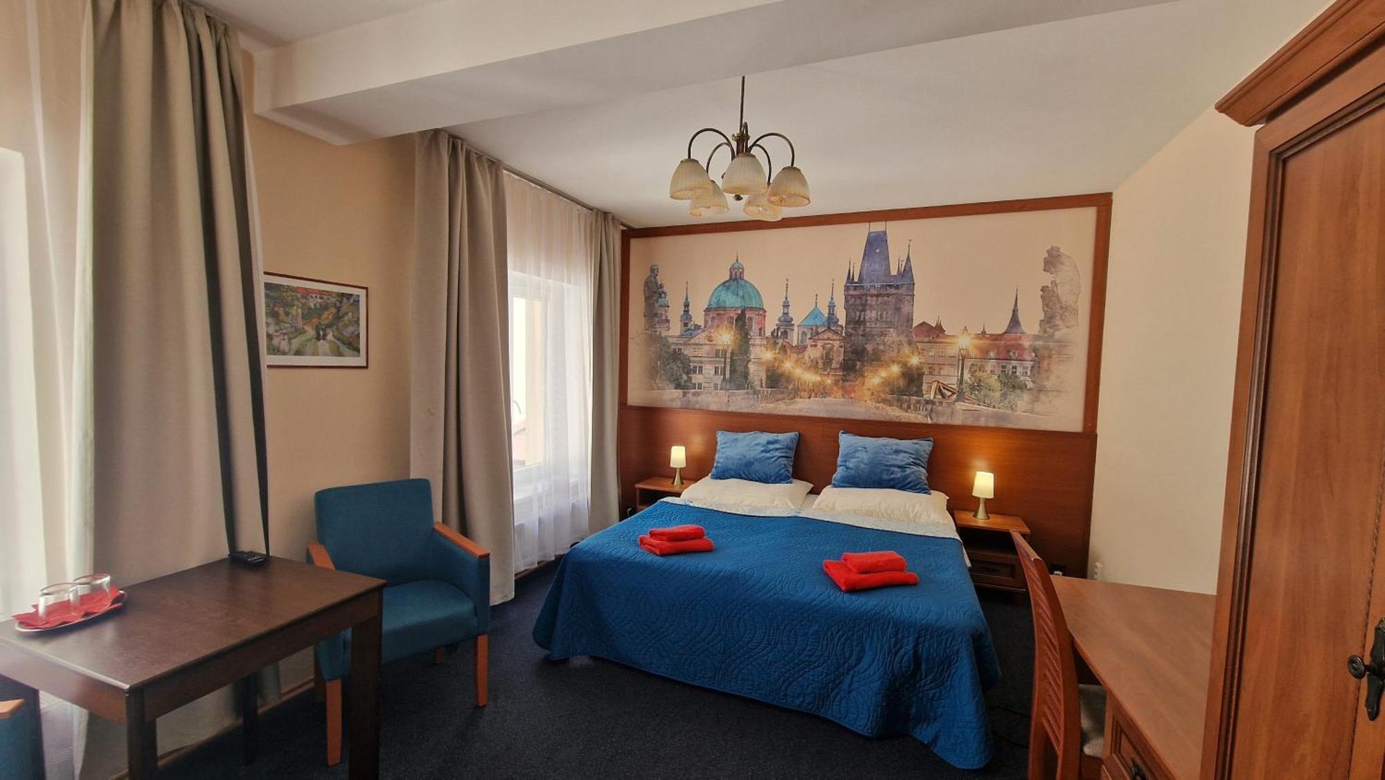 Aaron 3* Prag