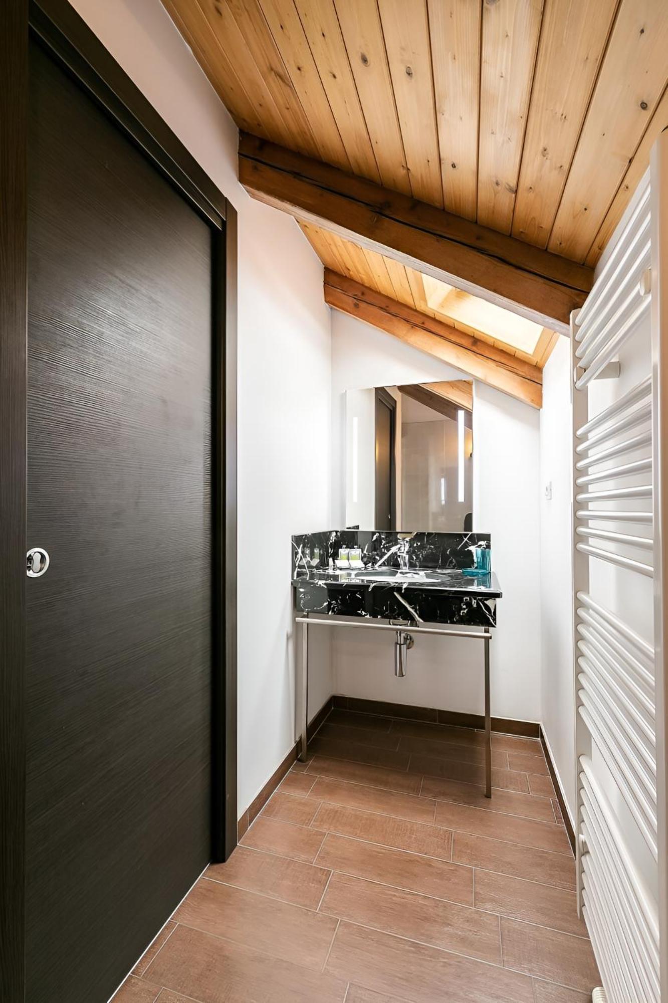 Apartment Riverside Palace Prag