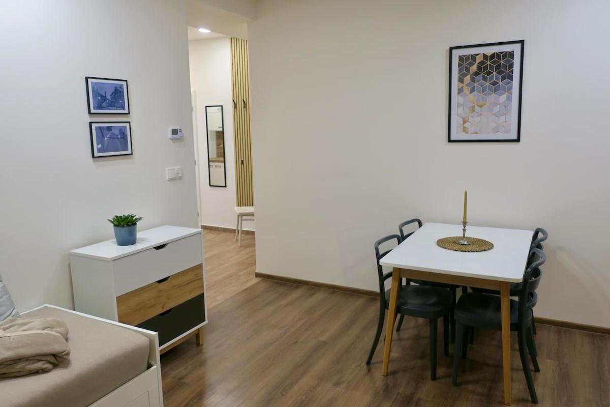 Apartmán Charm Deco Near Old Town, All-friendly *