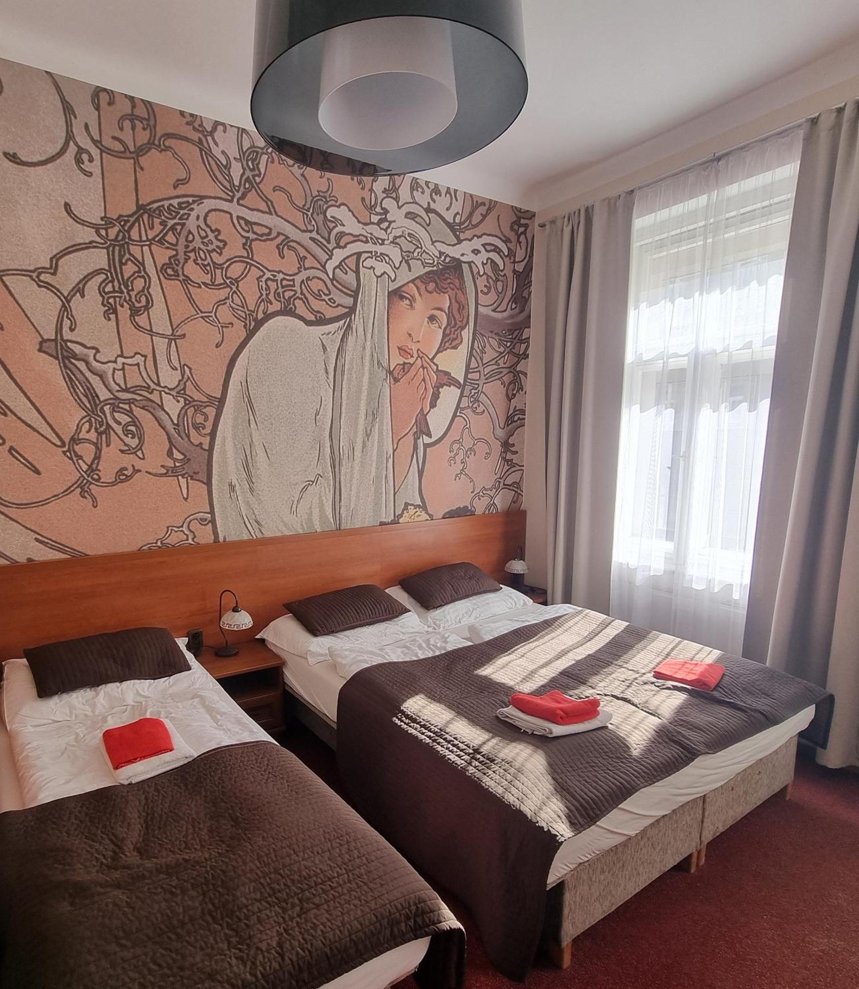 Hotell Klara 3*