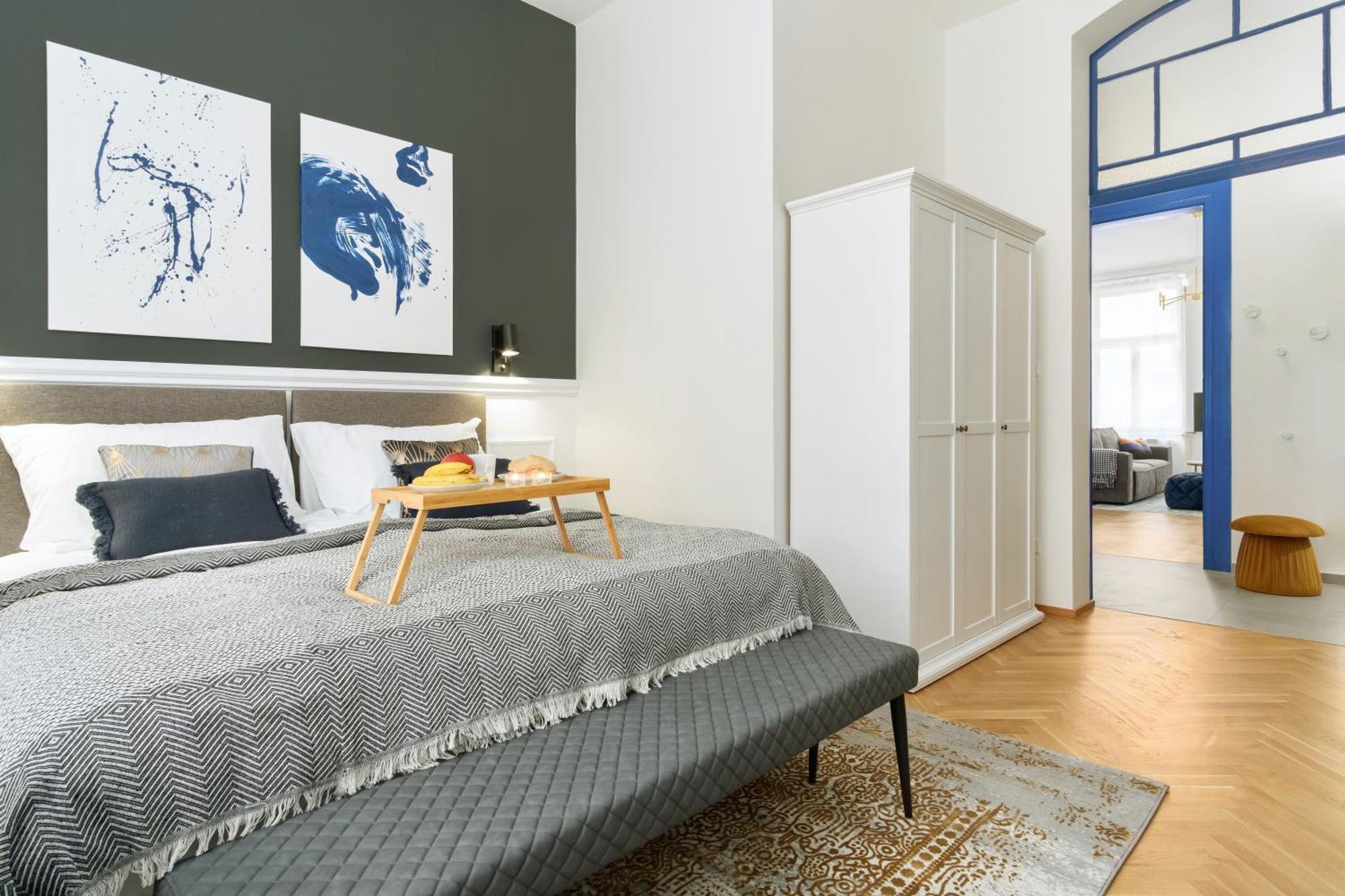 Stru House By Days - Luxurious Next To National Theatre Prag