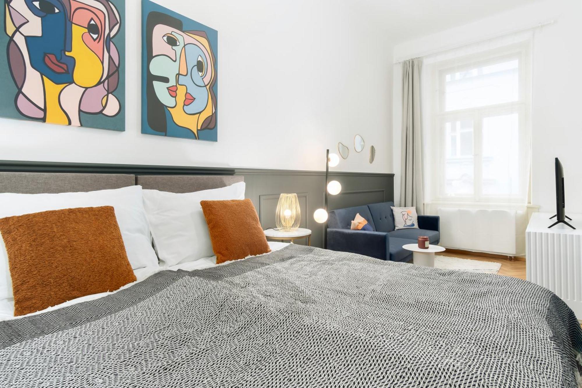 Stru House By Days - Luxurious Next To National Theatre * Prag