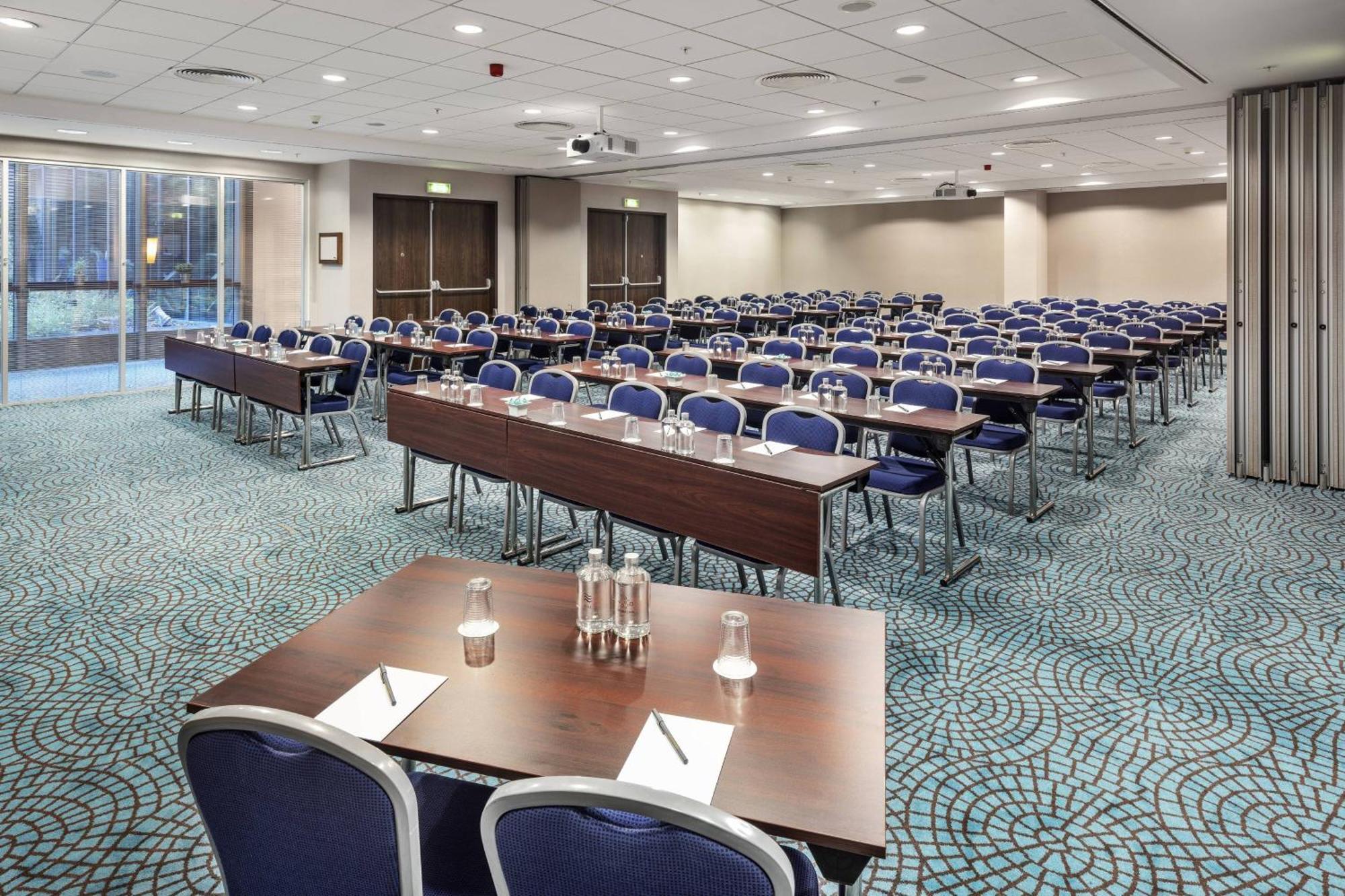 Courtyard By Marriott Prag