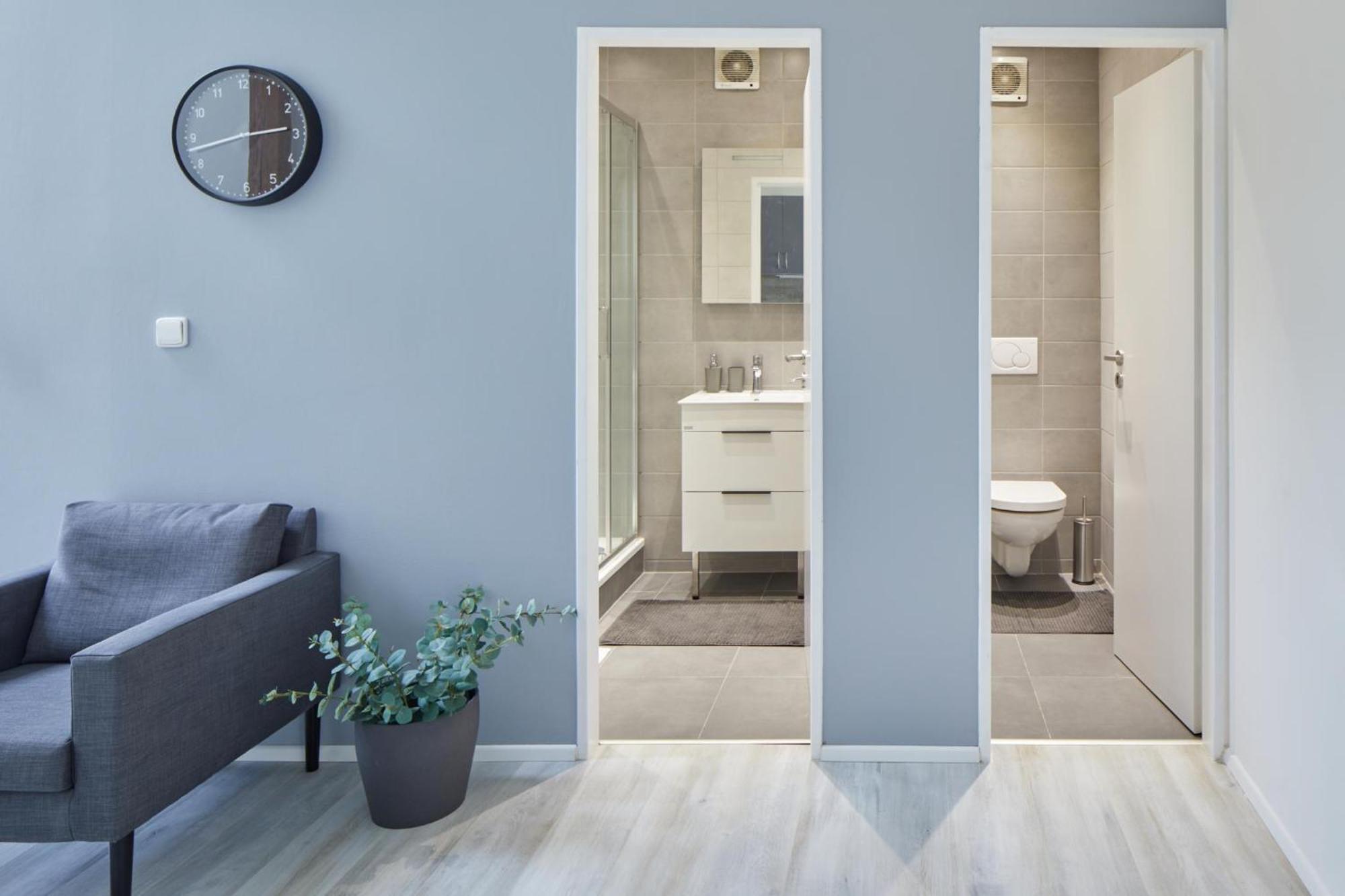 Days - Bright - Fast Wifi - Quiet Area Apartment Prag
