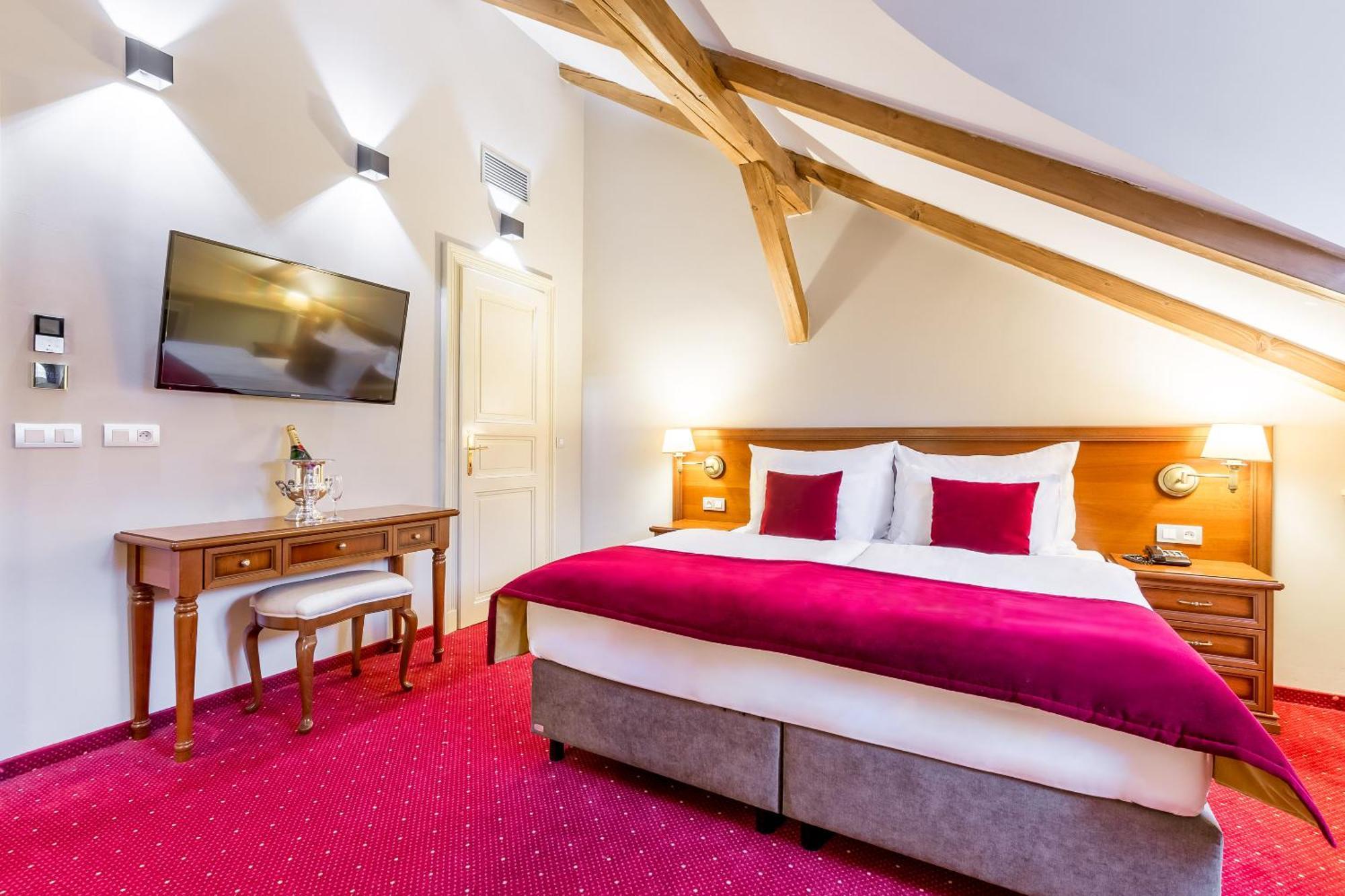 Myo Caruso Hotel 4*