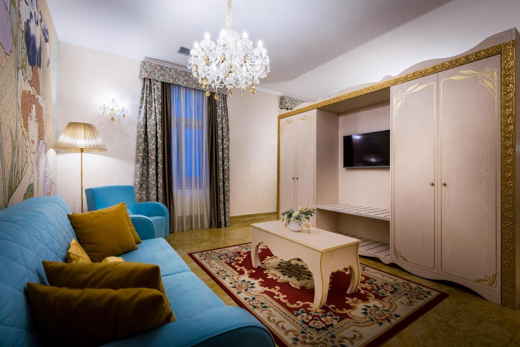 Caruso Old Town Hotel 4*