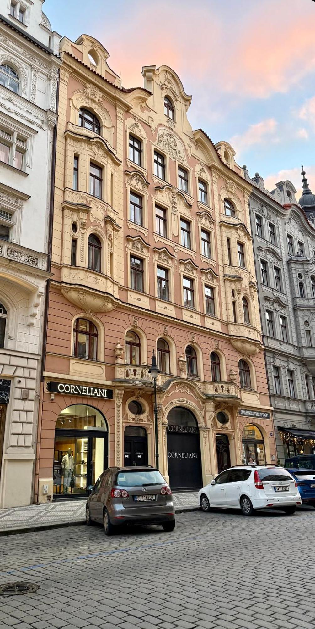 Siroka 14 * Prag