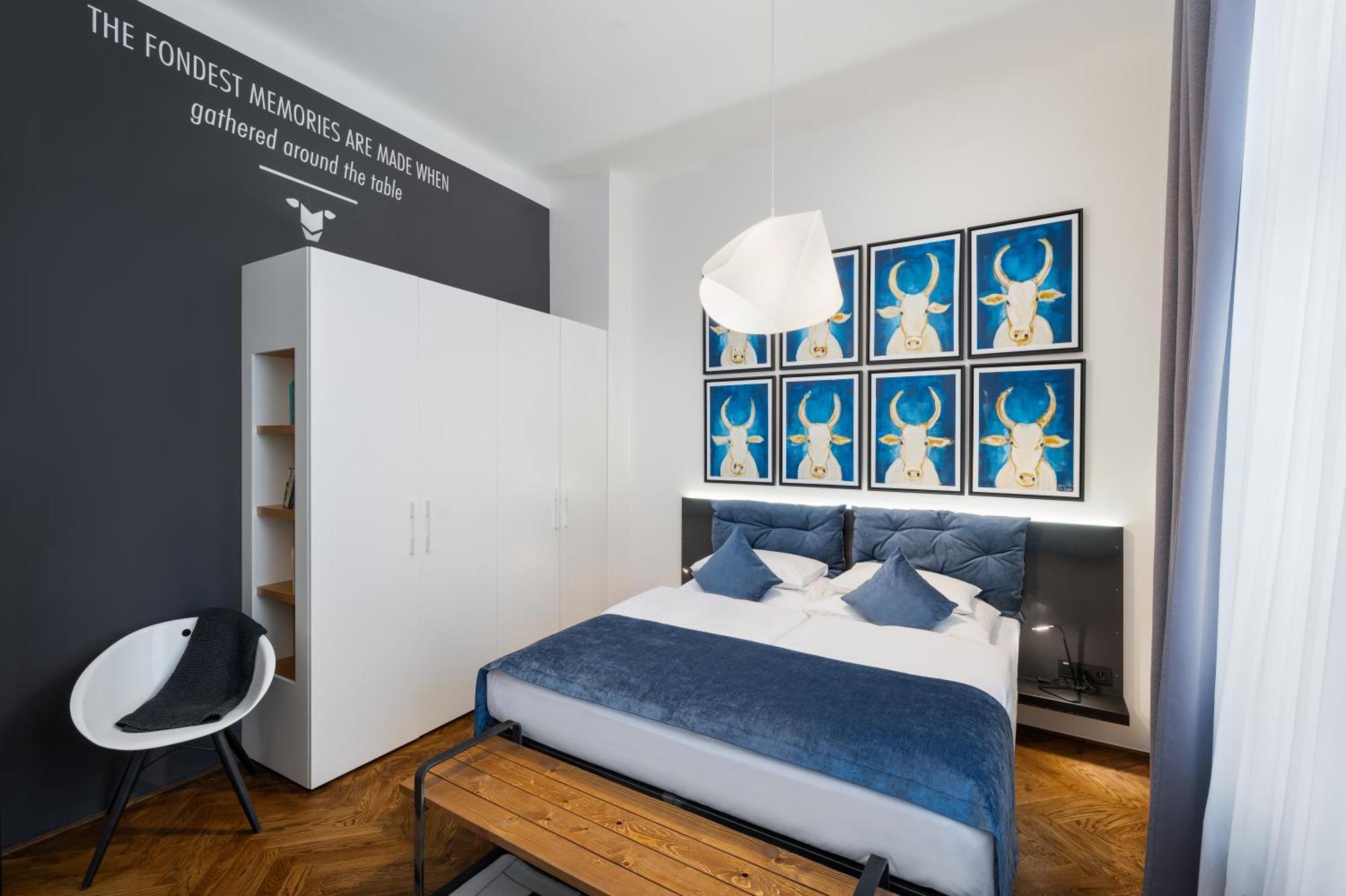 Mooo Downtown 4*