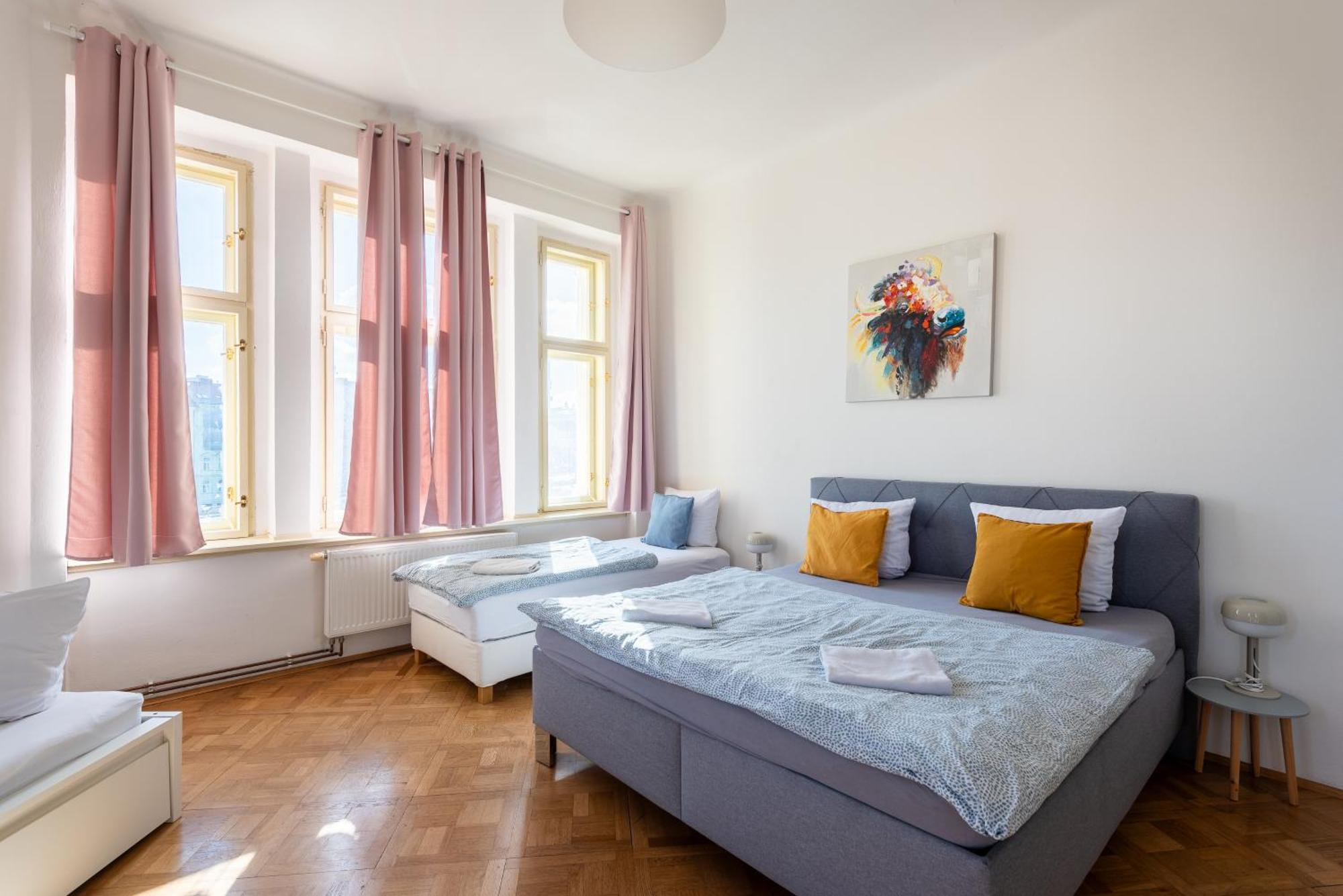 Tesnov Apartment