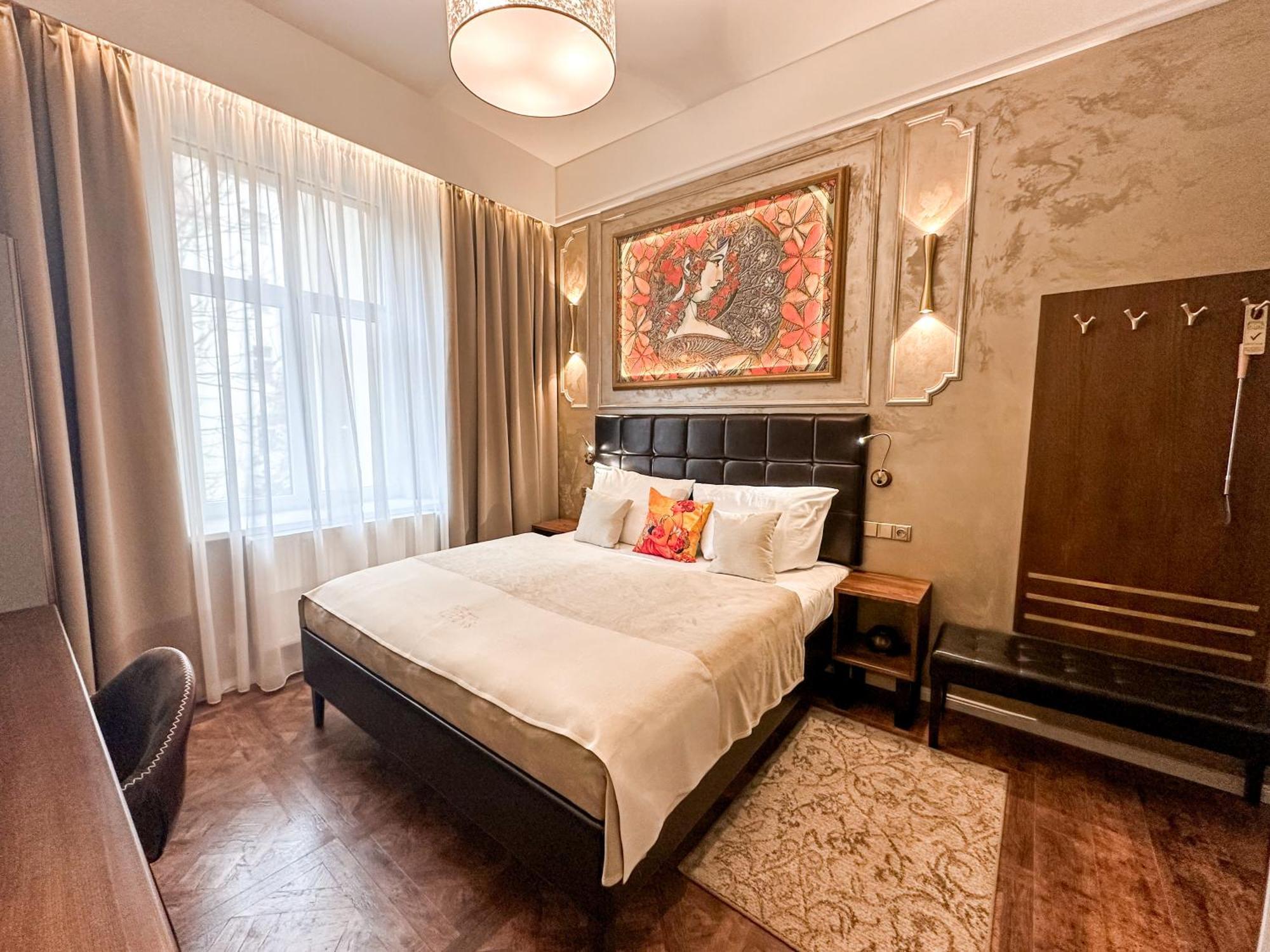 Alfons Boutique Hotel 4*