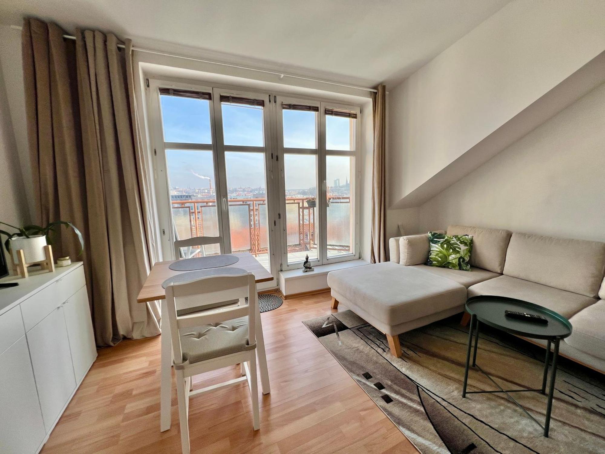 Lägenhet Cozy With Panorama View Prag