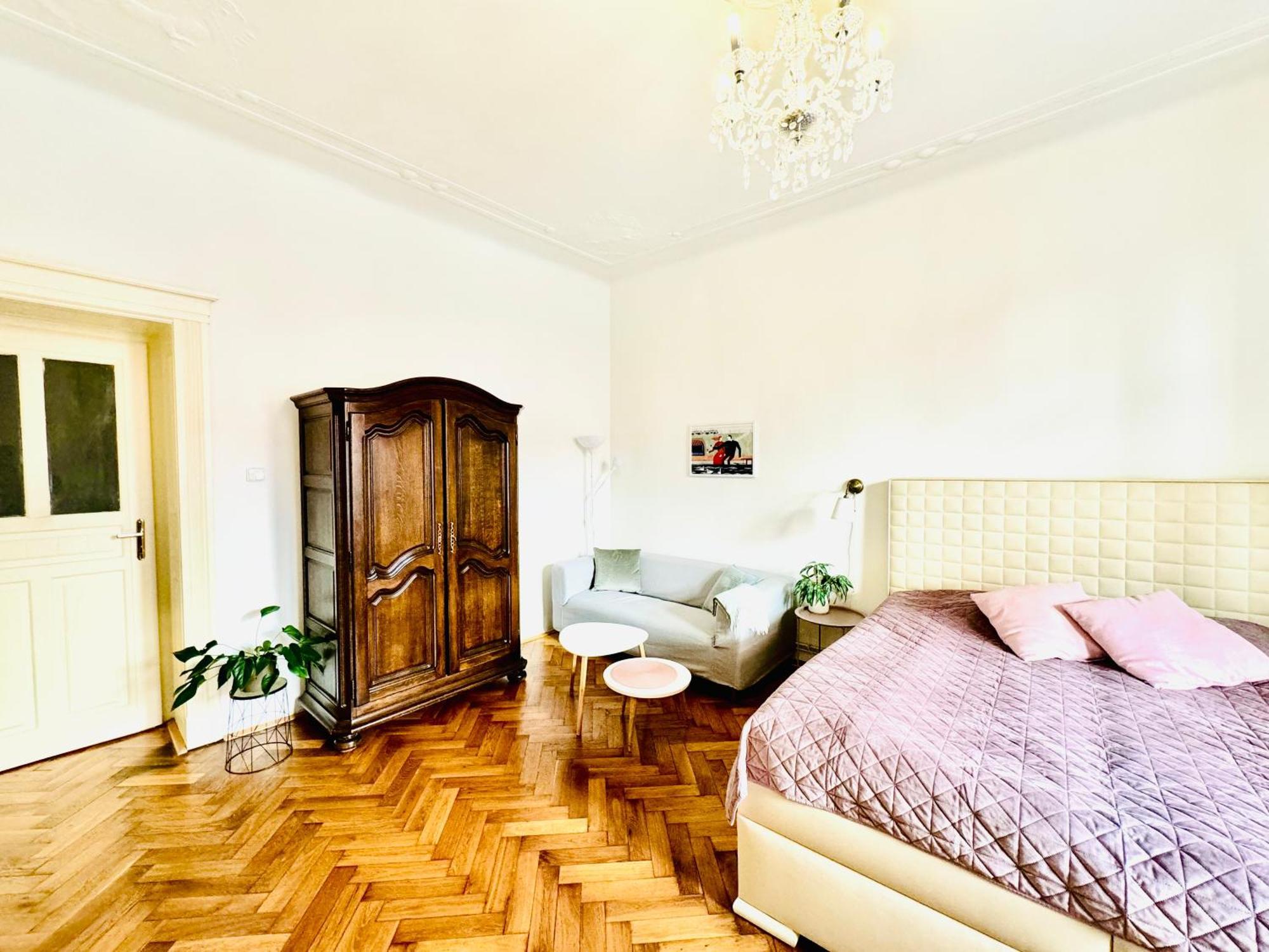 Apartment By Jacob *
