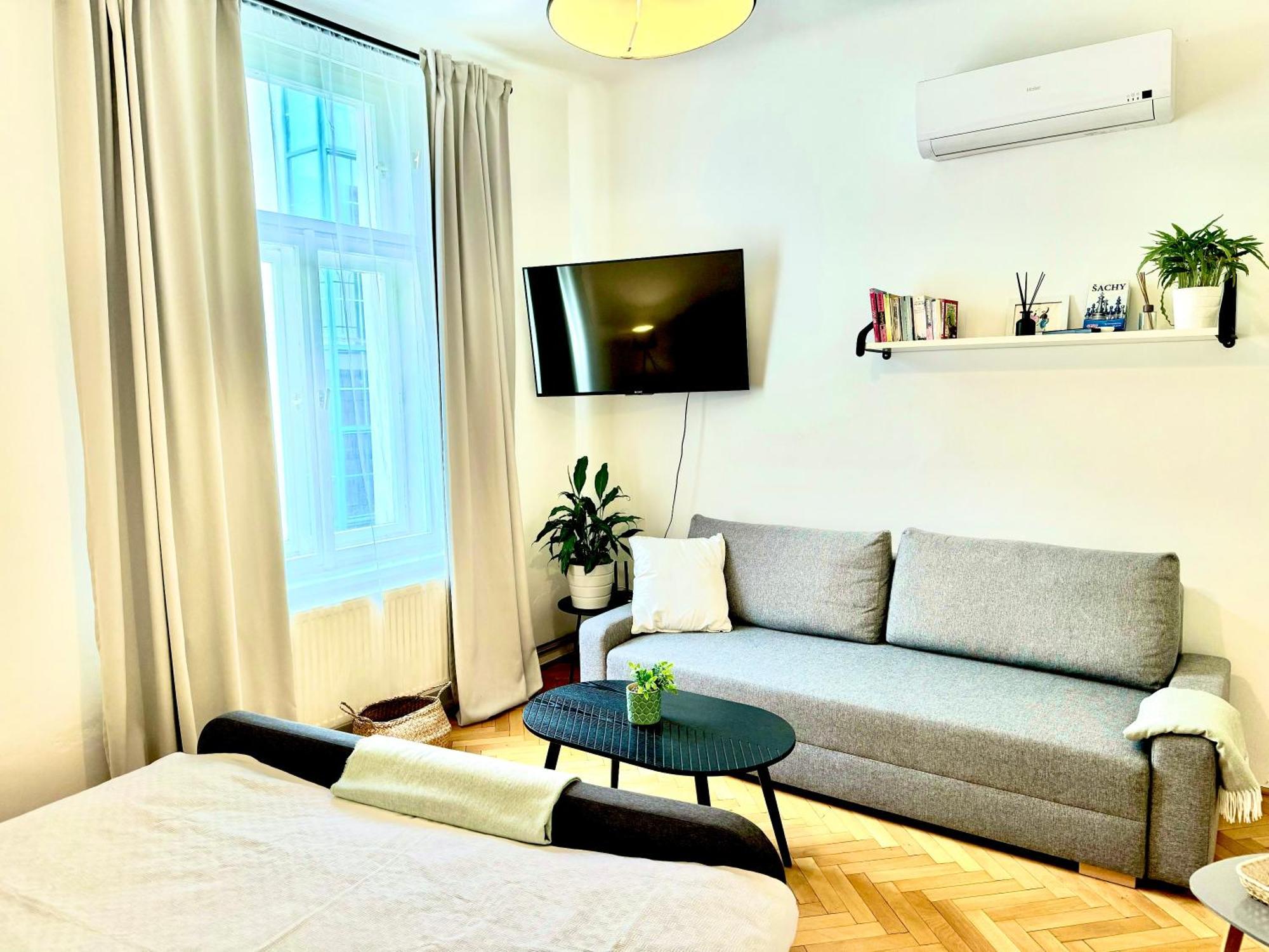 Apartment By Jacob *