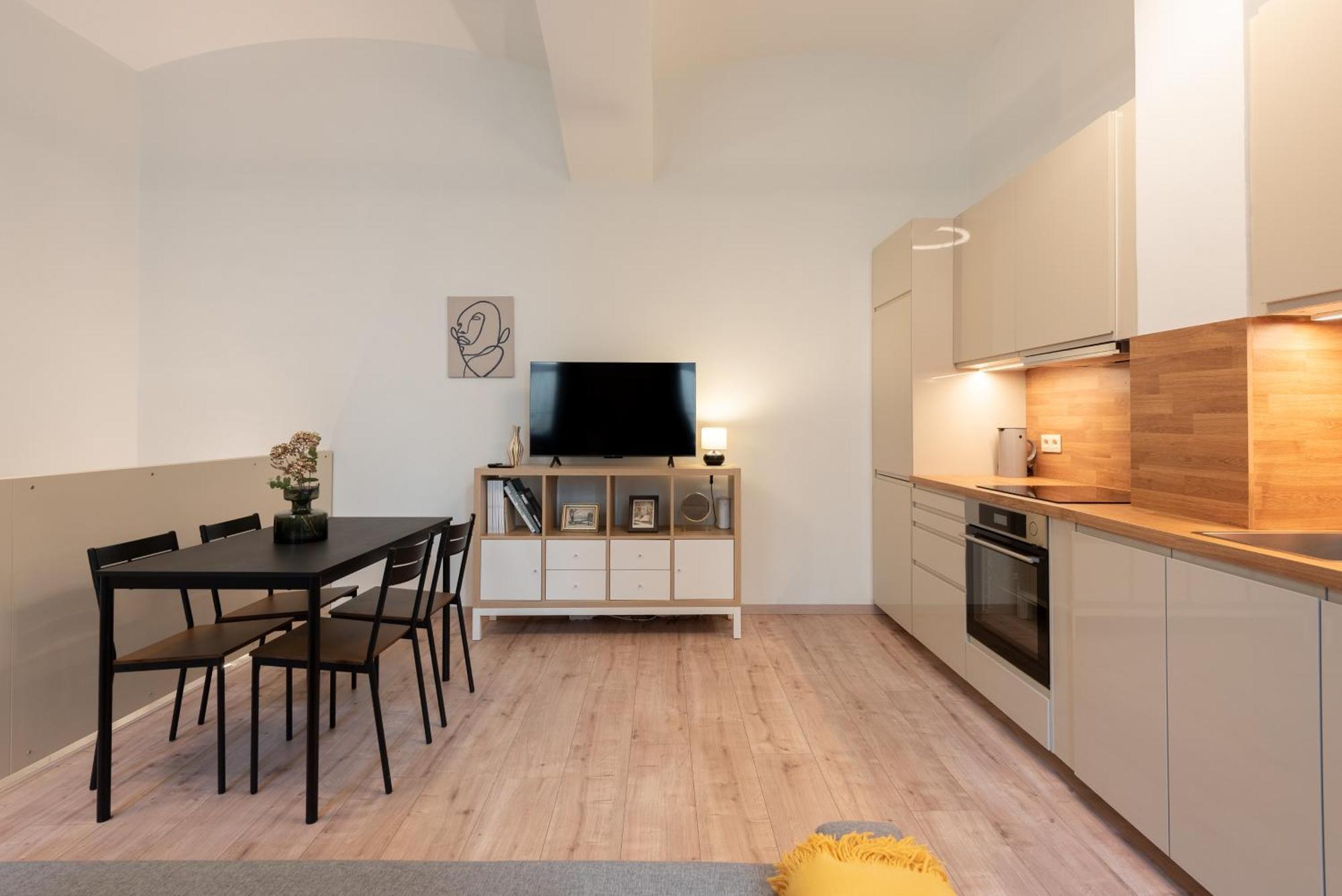 Eclectic And Design Duplex In Apartment Prag