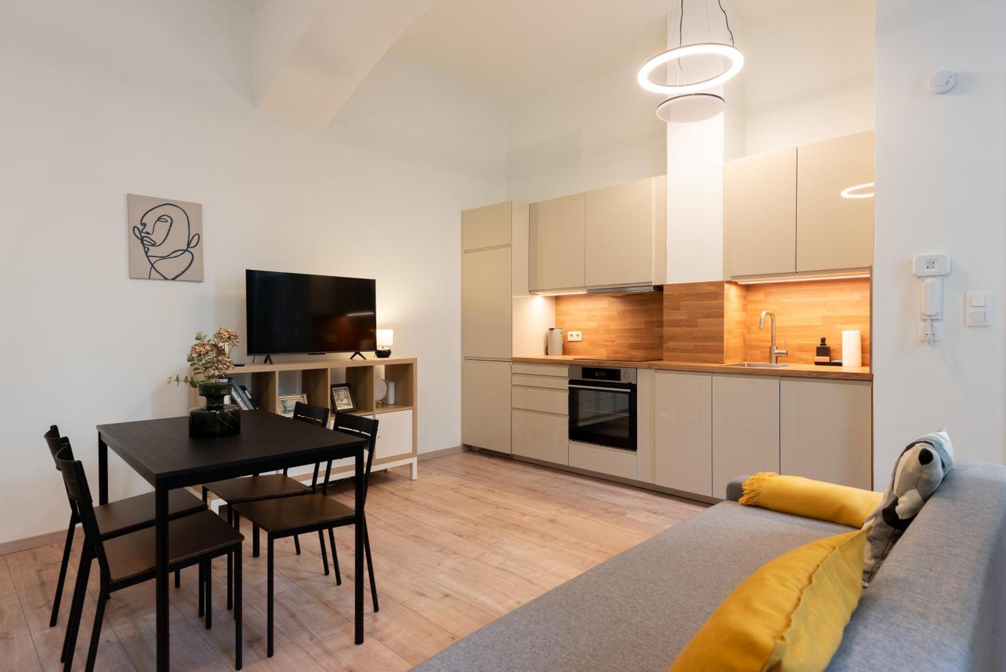 Eclectic And Design Duplex In Apartment Prag