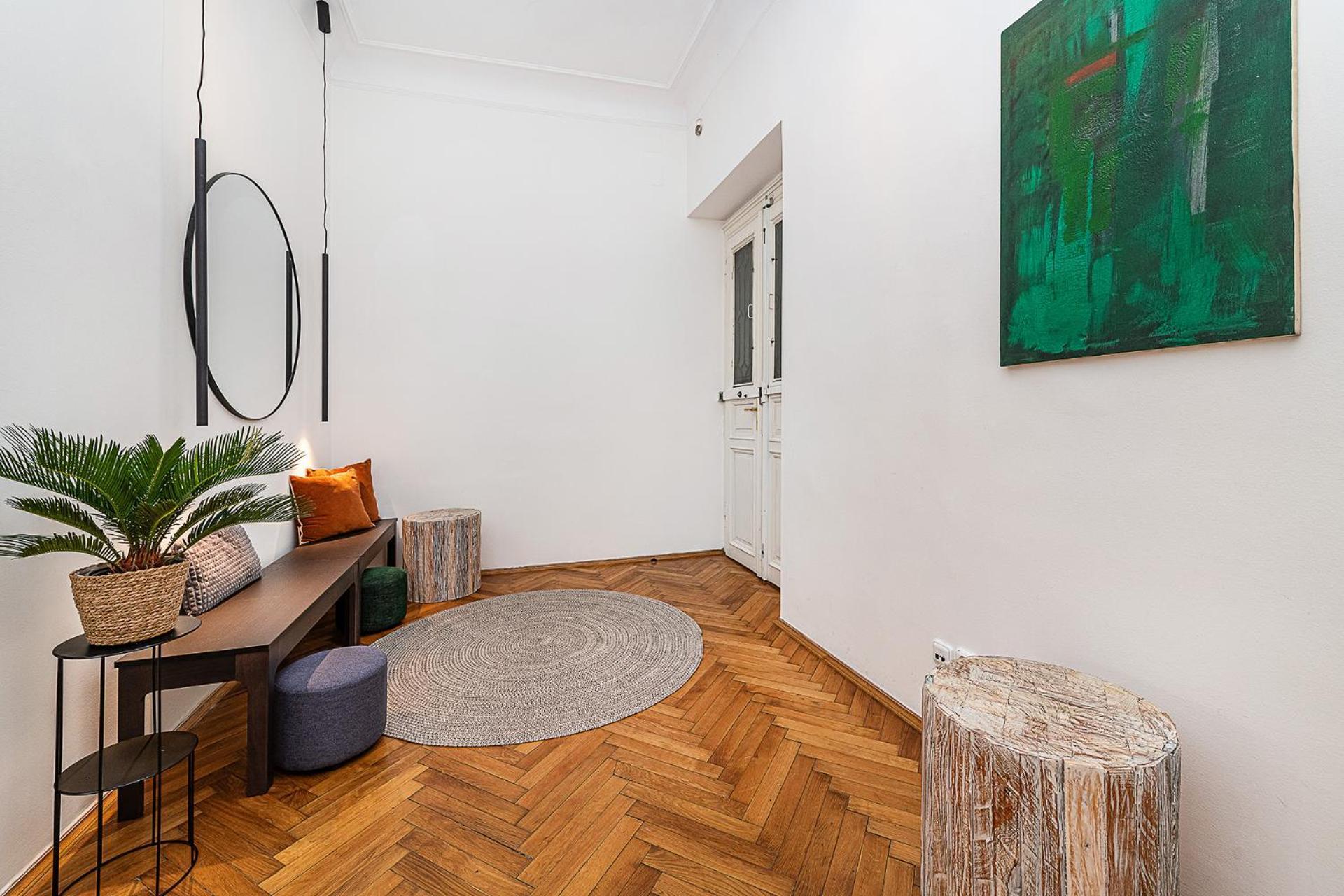 Spacious Two-bedroom In Old Town Lägenhet Prag