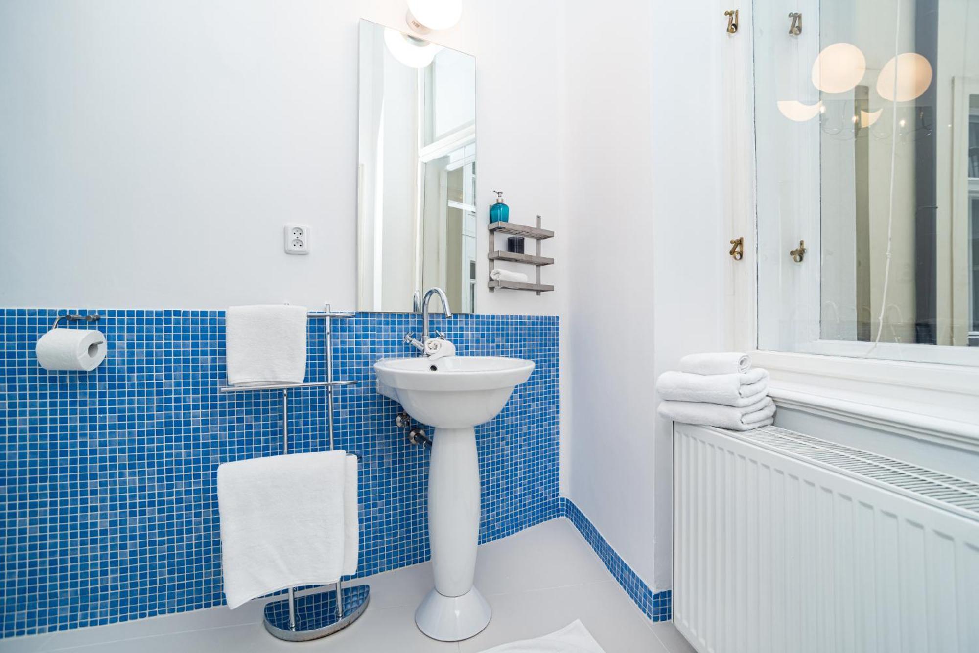 Spacious Two-bedroom In Old Town * Prag