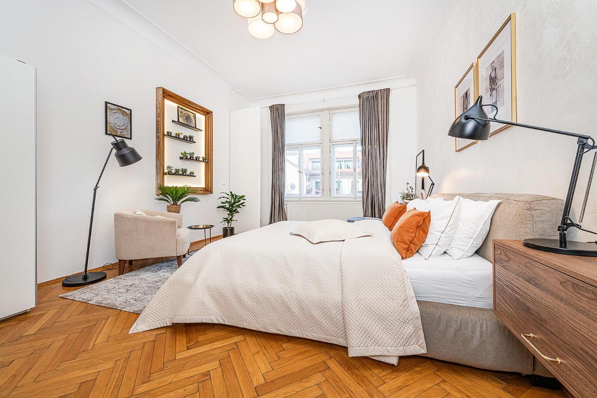 Spacious Two-bedroom In Old Town Lägenhet *